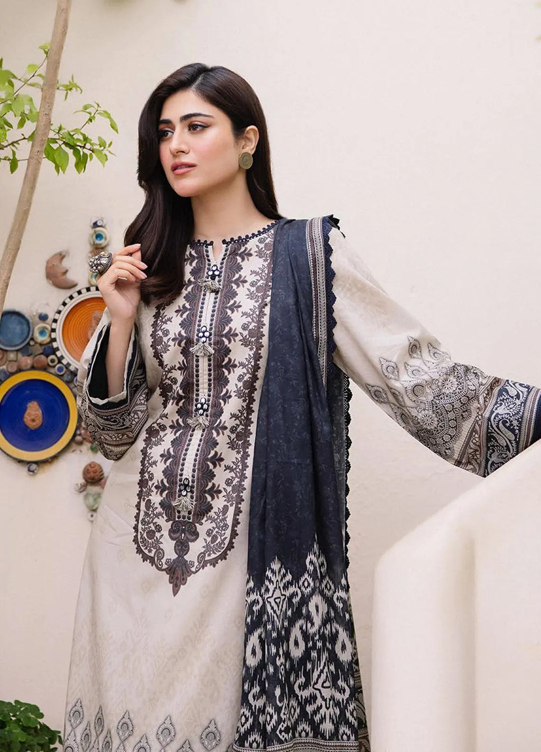 Asim Jofa Printed Lawn Suit Unstitched 3 Piece AJ24P2 AJBU-02 - Summer Collection