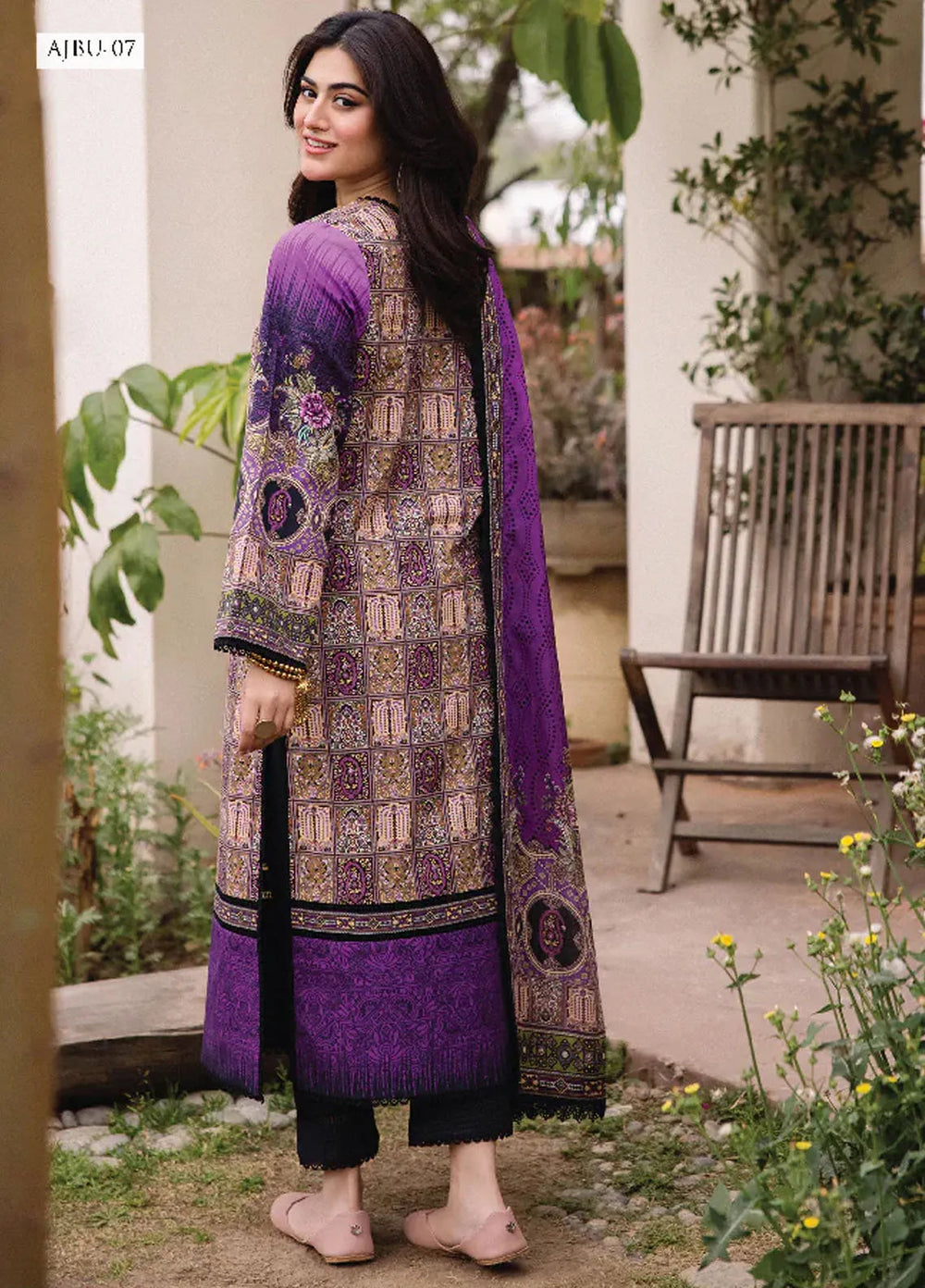 Asim Jofa Printed Lawn Suit Unstitched 3 Piece AJ24P2 AJBU-07 - Summer Collection