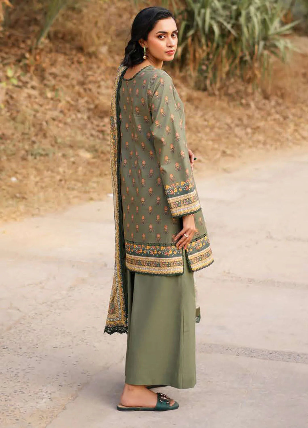 Asim Jofa Printed Lawn Suits Unstitched 3 Piece AJ25P2 AJUUB-15 - Summer Collection