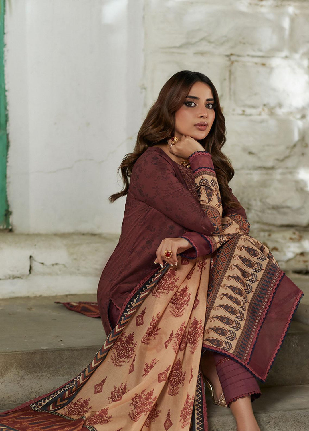 Asim Jofa Printed Lawn Suits Unstitched 2 Piece AJ23P AJS-17 - Summer Collection