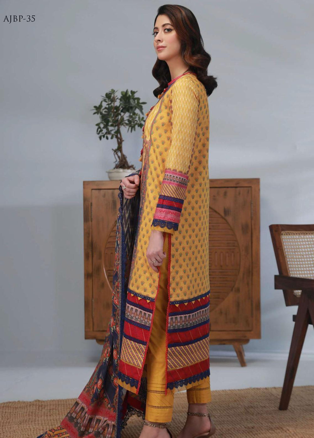 Asim Jofa Printed Lawn Suits Unstitched 3 Piece AJ23-P2 AJBP-35 - Summer Collection