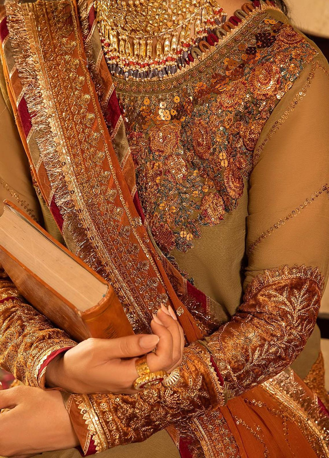 Asim Jofa Embroidered Chiffon Suits Unstitched 3 Piece AJ23VF AJVF-08 - Festive Collection