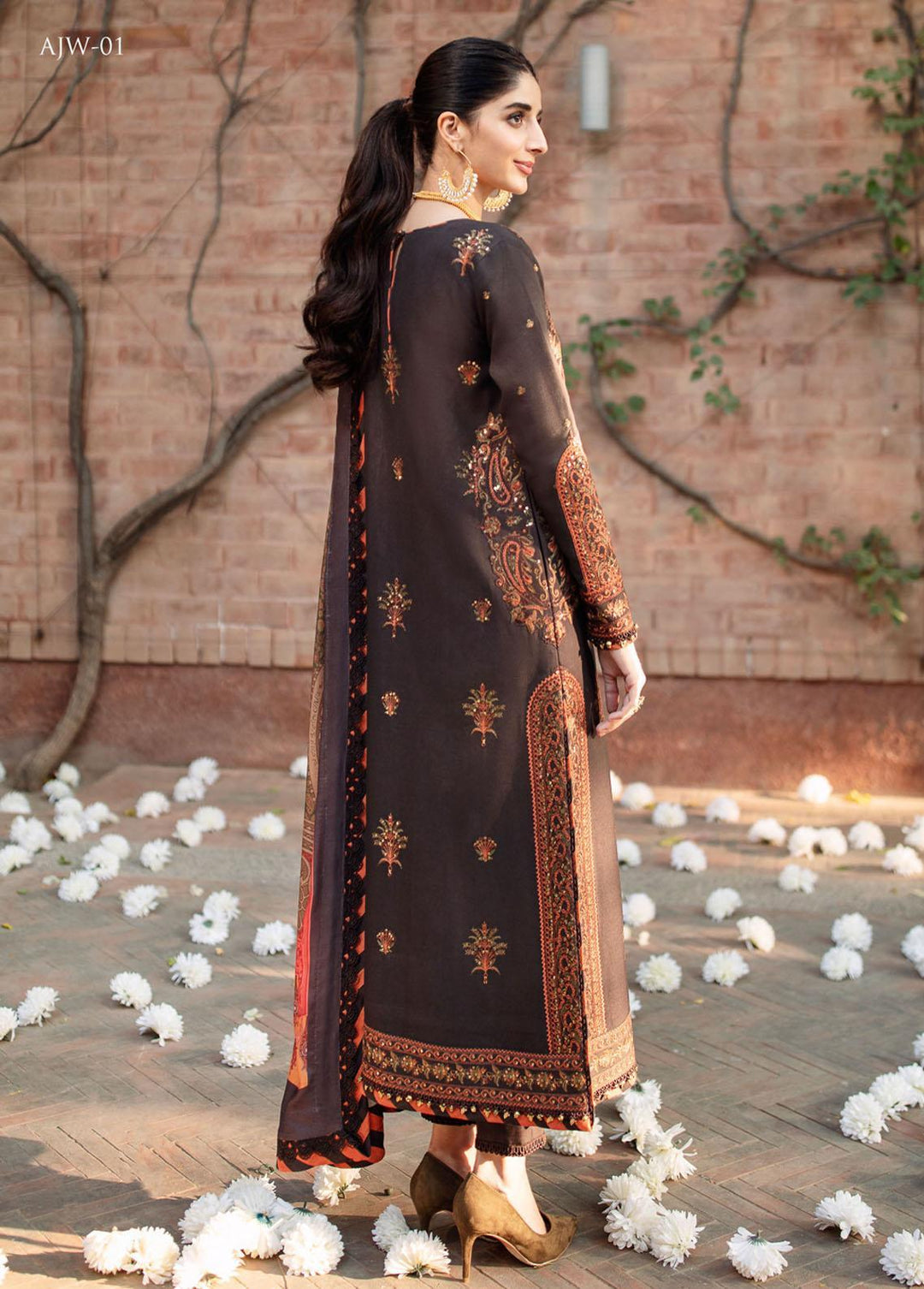 Asra By Asim Jofa Embroidered  Suits Unstitched 3 Piece AJ22AW AJW-01 - Winter Collection