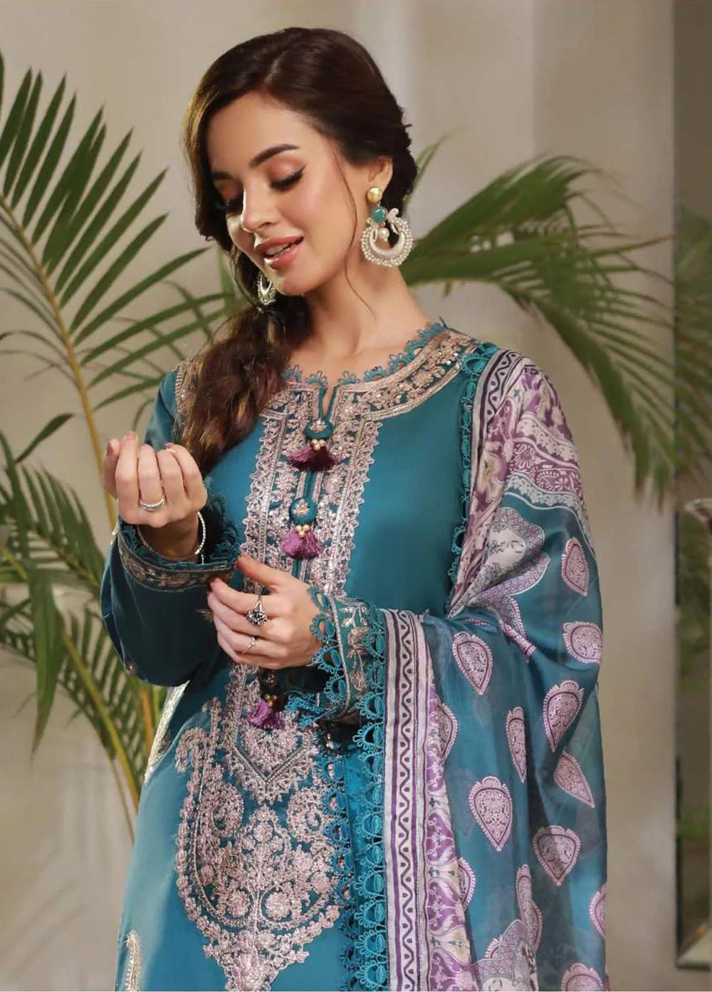 Asra Intermix By Asim Jofa Embroidered Cambric Unstitched Suit 3 Piece AJ23AI AJAS-24 - Formal Collection