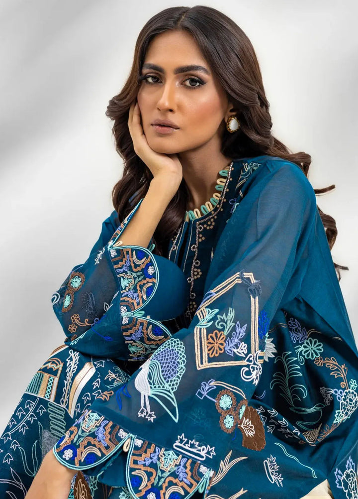 Atiya Irfan Studio Pret Embroidered Silk Kurti ES-02