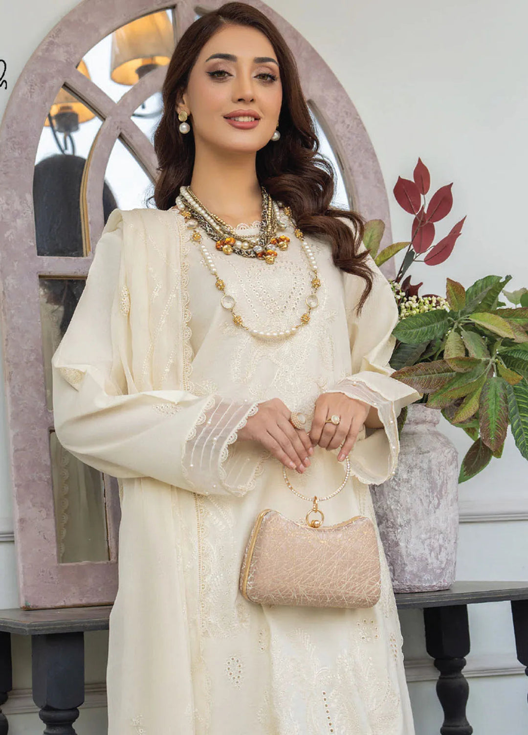 Aviva by Humdum Embroidered Lawn Suit Unstitched 3 Piece HD25A D-03 - Summer Collection