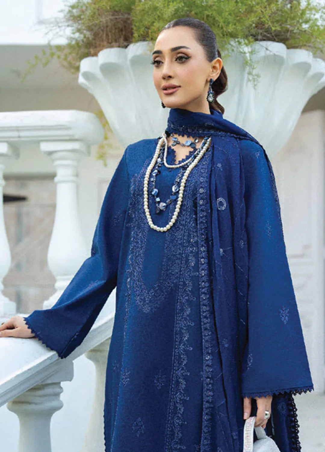 Aviva by Humdum Embroidered Lawn Suit Unstitched 3 Piece HD25A D-09 - Summer Collection