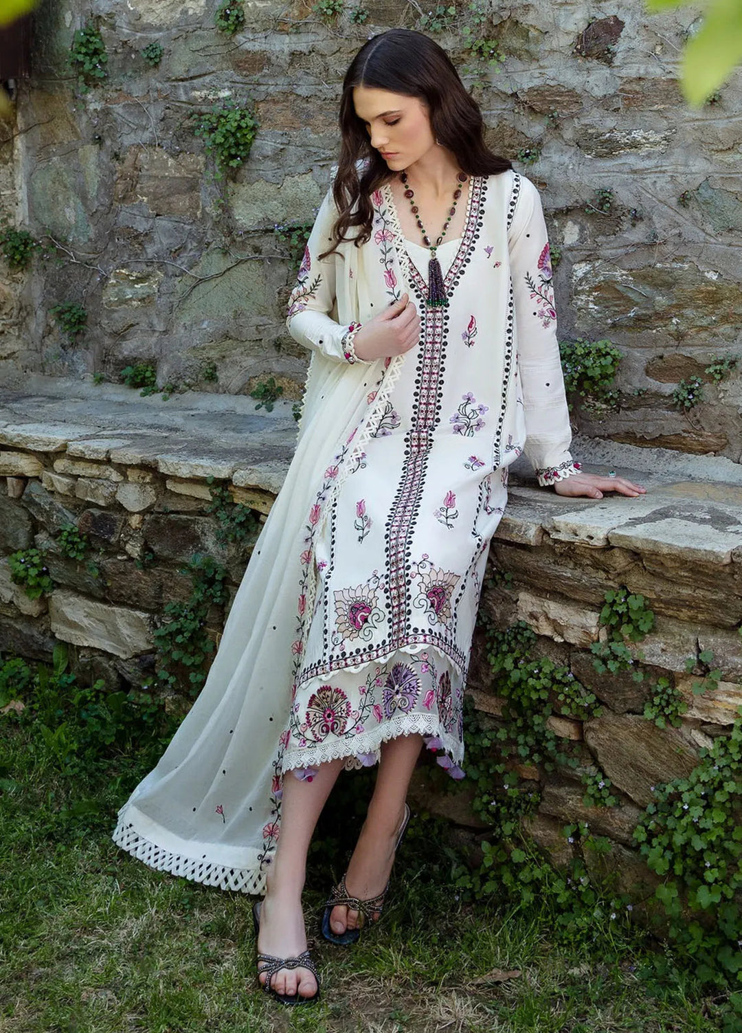 Aylin By Republic WomensWear Embroidered Lawn Suits Unstitched 3 Piece RW24A D1-B - Summer Collection