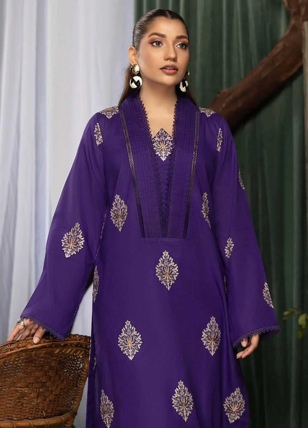 Ayra by Meeral Embroidered Lawn Suit Unstitched 2 Piece MRL24AR Baamei - Summer Collection