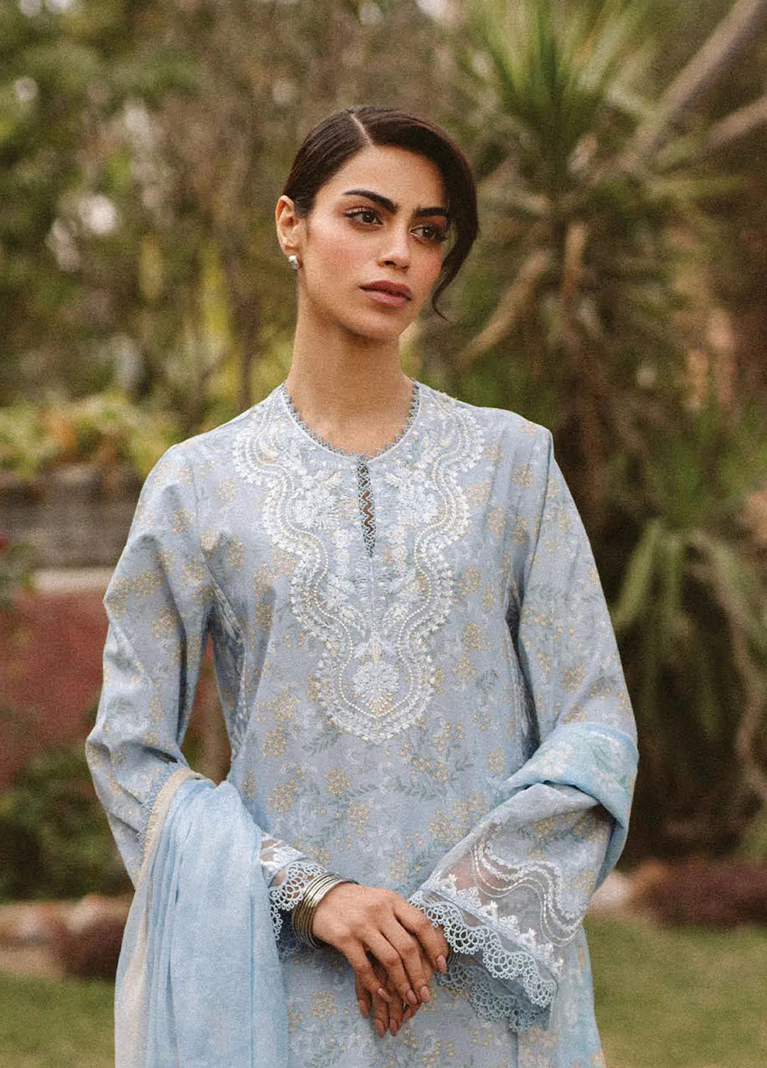 Ayzel by Afrozeh Embroidered Lawn Suits Unstitched 3 Piece D-03 Vezia - Core Collection