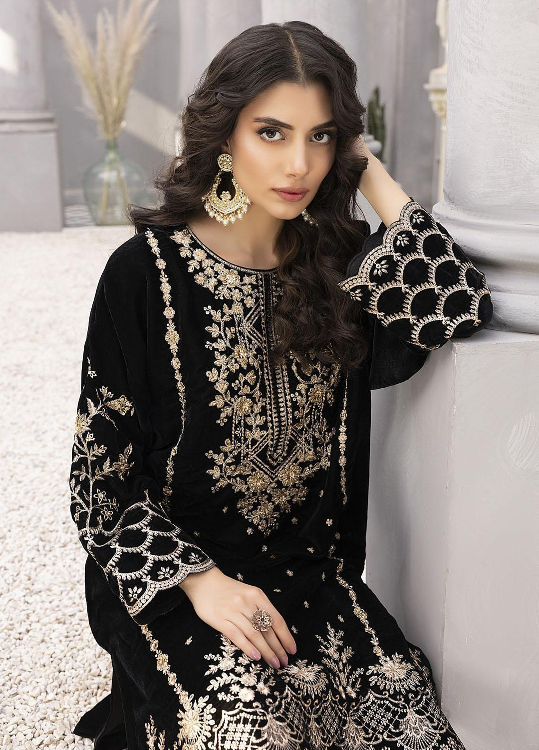 Azure Luxury Pret Embroidered Velvet 2 Piece Dress AZU22VL Moon Glow 327