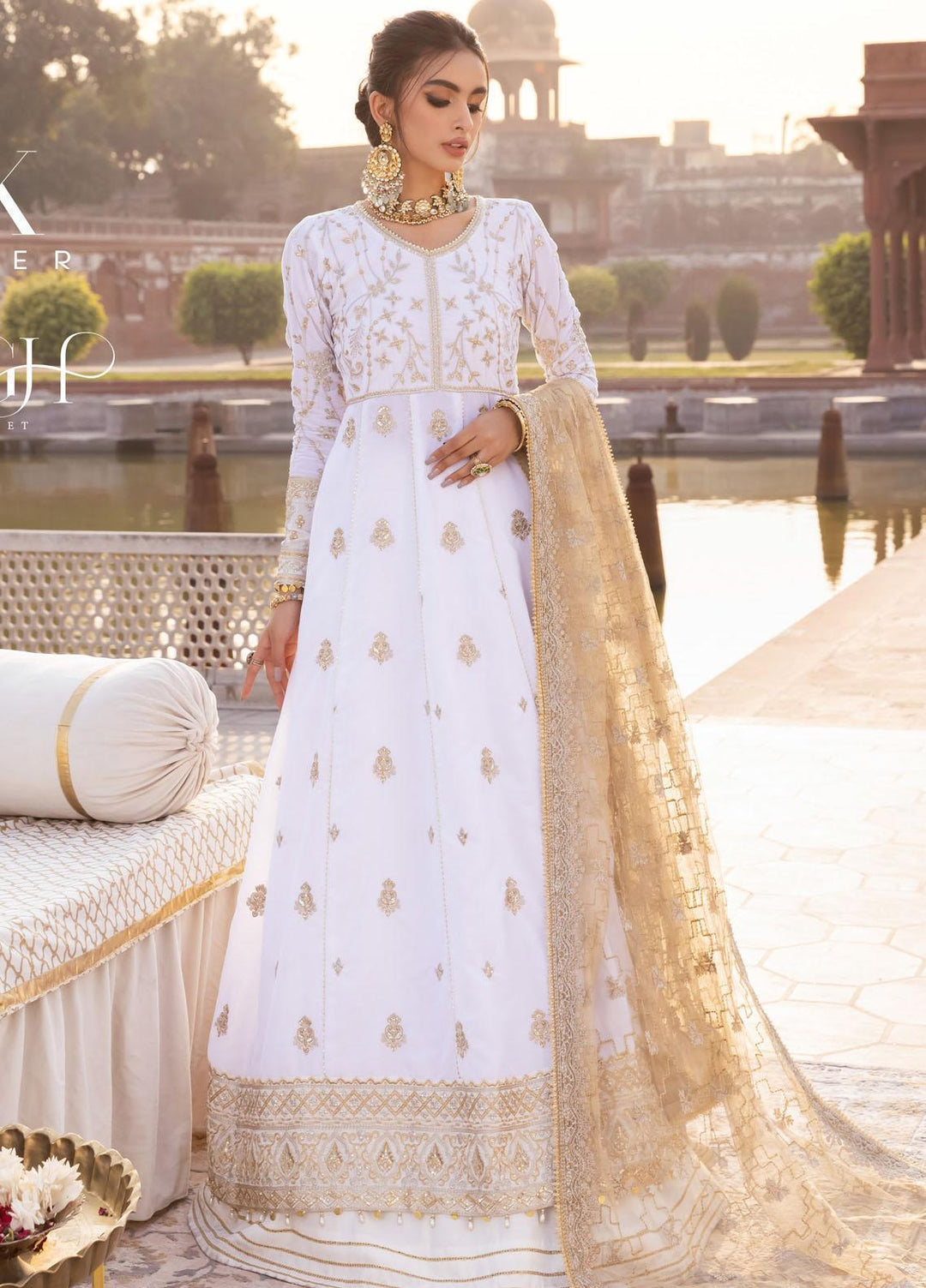 Baagh By AIK Atelier Embroidered Velvet Suits Unstitched 3 Piece AIK22B Look 6 - Winter Collection