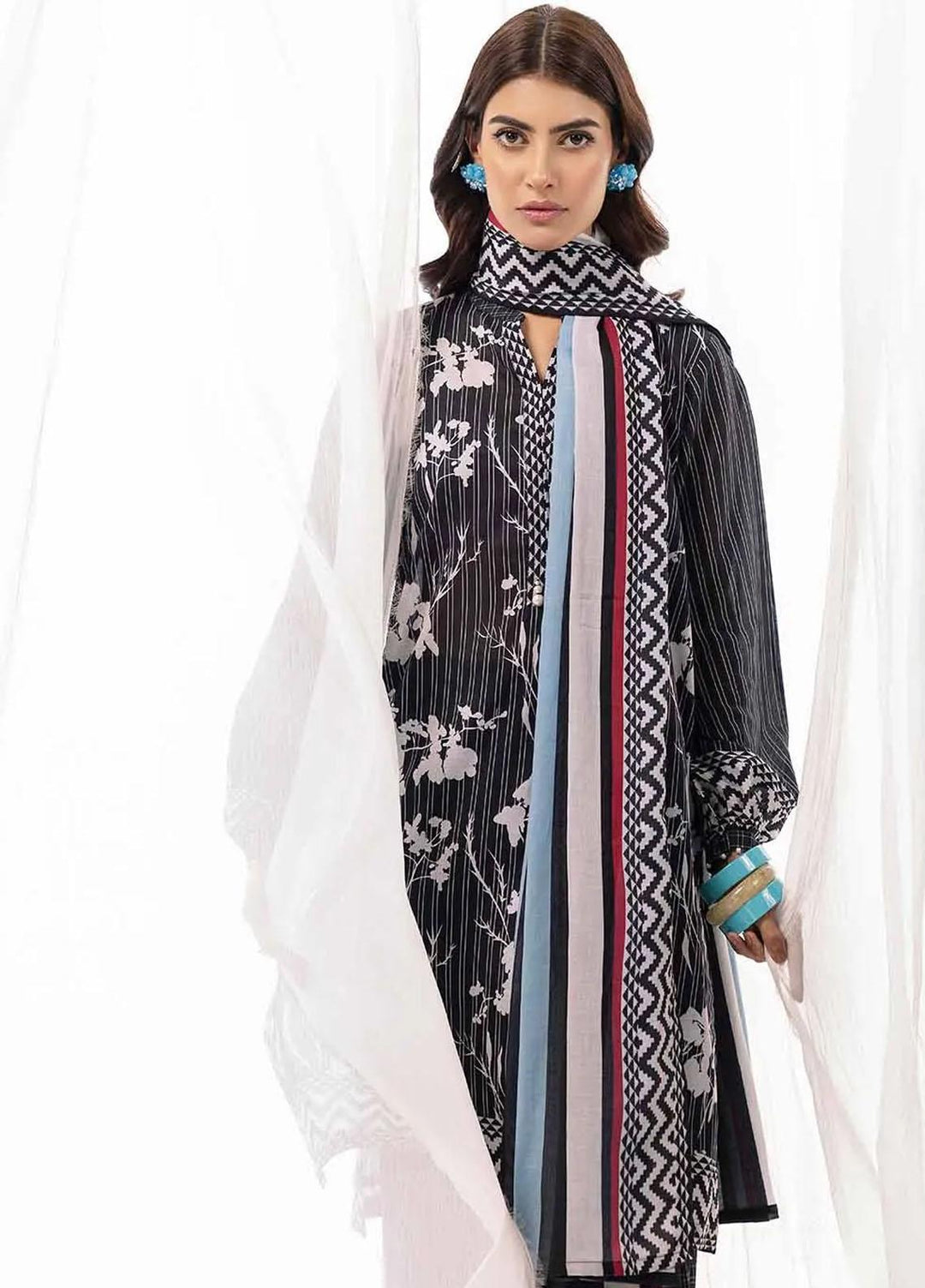 Bagh By Gul Ahmed Printed Lawn Suits Unstitched 3 Piece GA23BG CL-32456 - Summer Collection