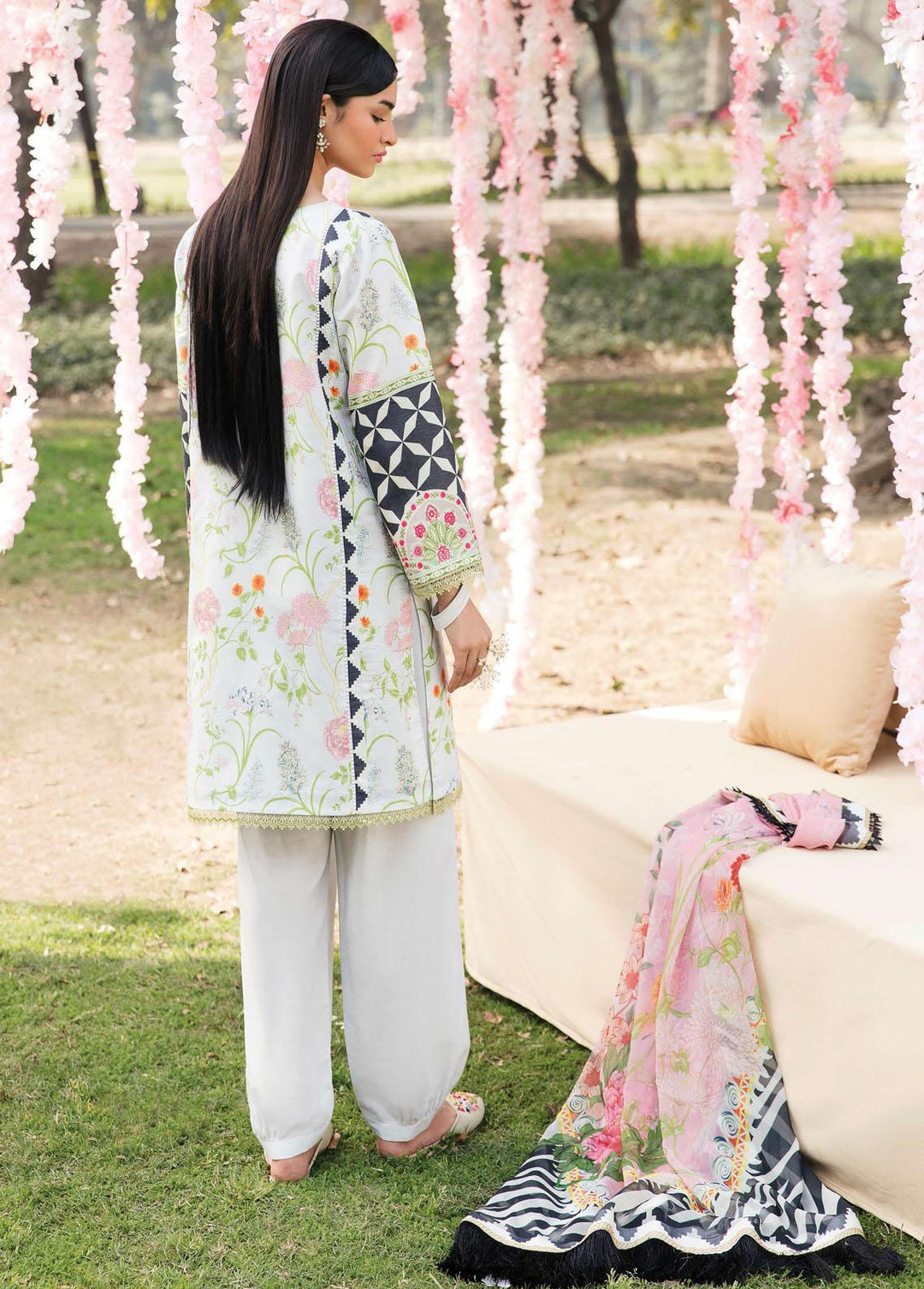 Bahaar By Ayzel Embroidered Lawn Suits Unstitched 3 Piece AAF23B AZL-23-V1-03 Nargis - Summer Collection