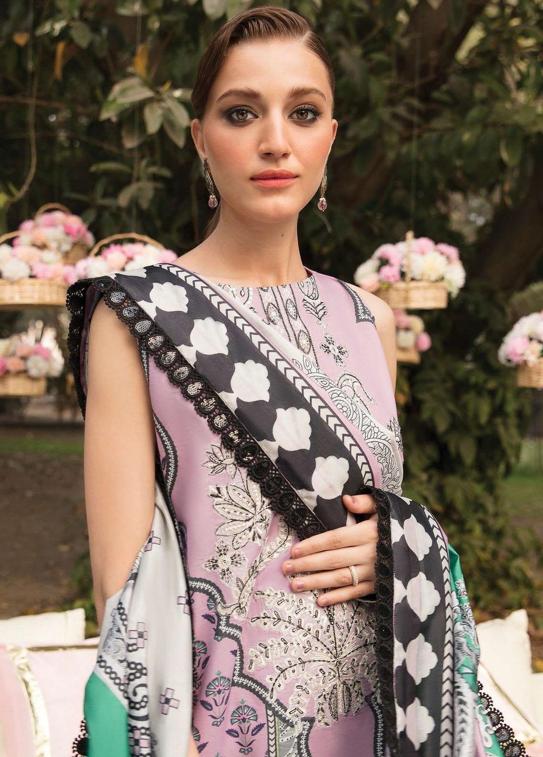 Bahaar By Ayzel Embroidered Lawn Suits Unstitched 3 Piece AAF23B AZL-23-V1-07 Kanwal - Summer Collection