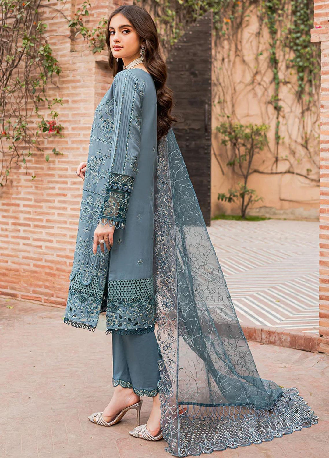 Bahaar By Farasha Embroidered Lawn Suits Unstitched 3 Piece FSH23B 06 Nuri - Festive Collection