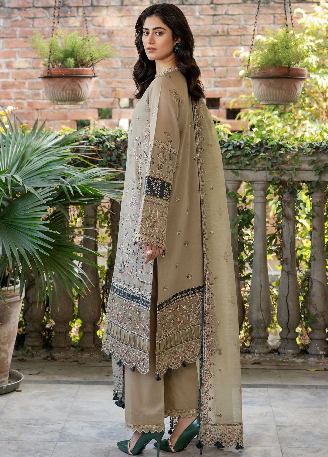 Bahaar By Farasha Embroidered Lawn Suit Unstitched 3 Piece FSH24B 05 Whimsical Sage - Summer Collection