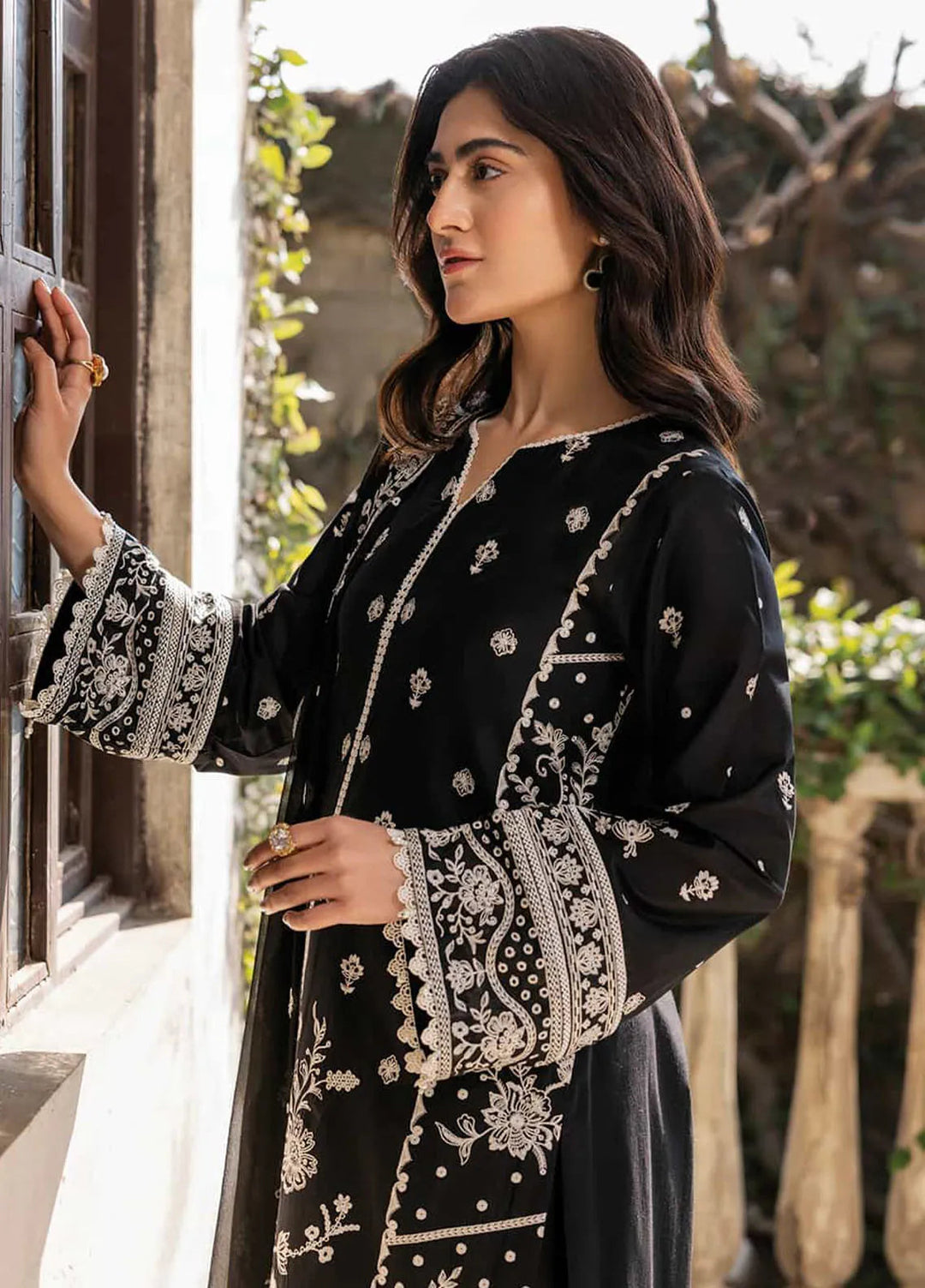 Bahar by Farasha Embroidered Lawn Suits Unstitched 3 Piece FSH25B2 D-01 Midnight Glow - Summer Collection