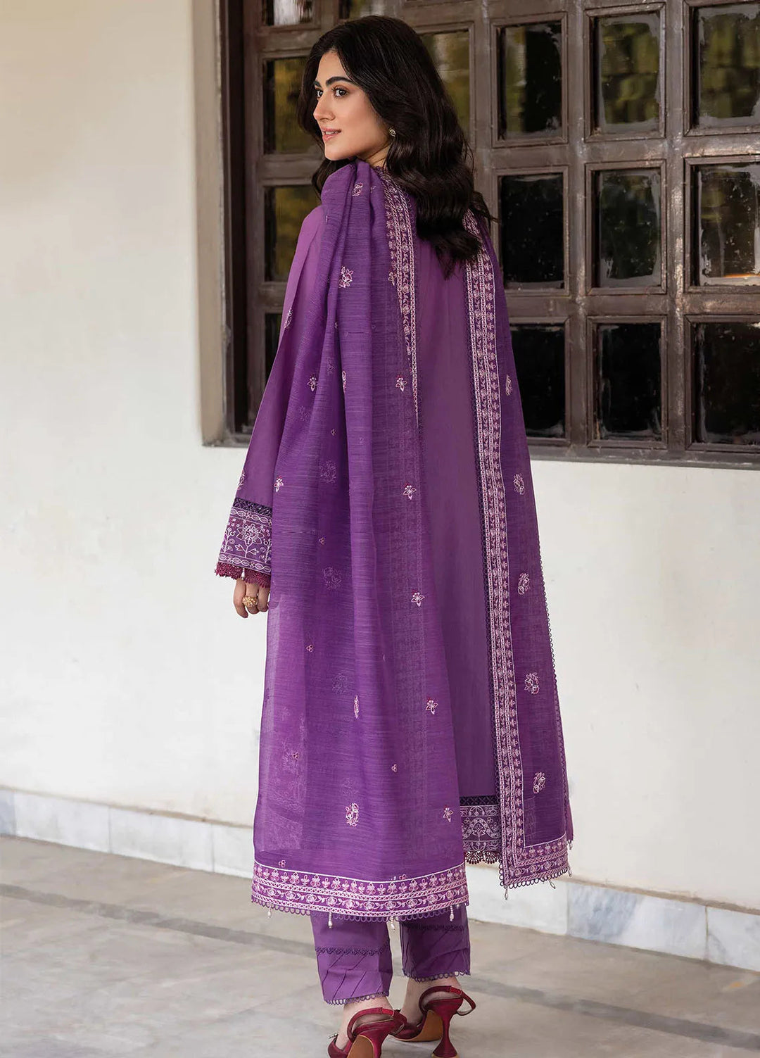 Bahar by Farasha Embroidered Lawn Suits Unstitched 3 Piece FSH25B2 D-05 Dreamy Glint - Summer Collection