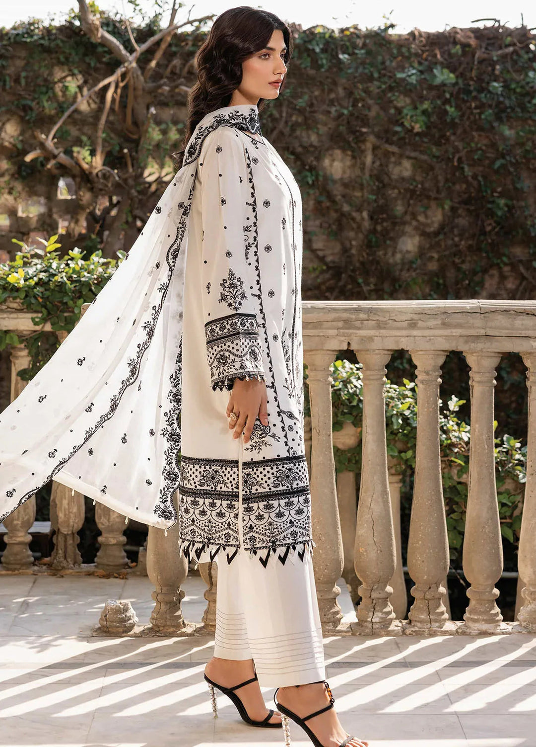 Bahar by Farasha Embroidered Lawn Suits Unstitched 3 Piece FSH25B2 D-07 Ocean Pearl - Summer Collection