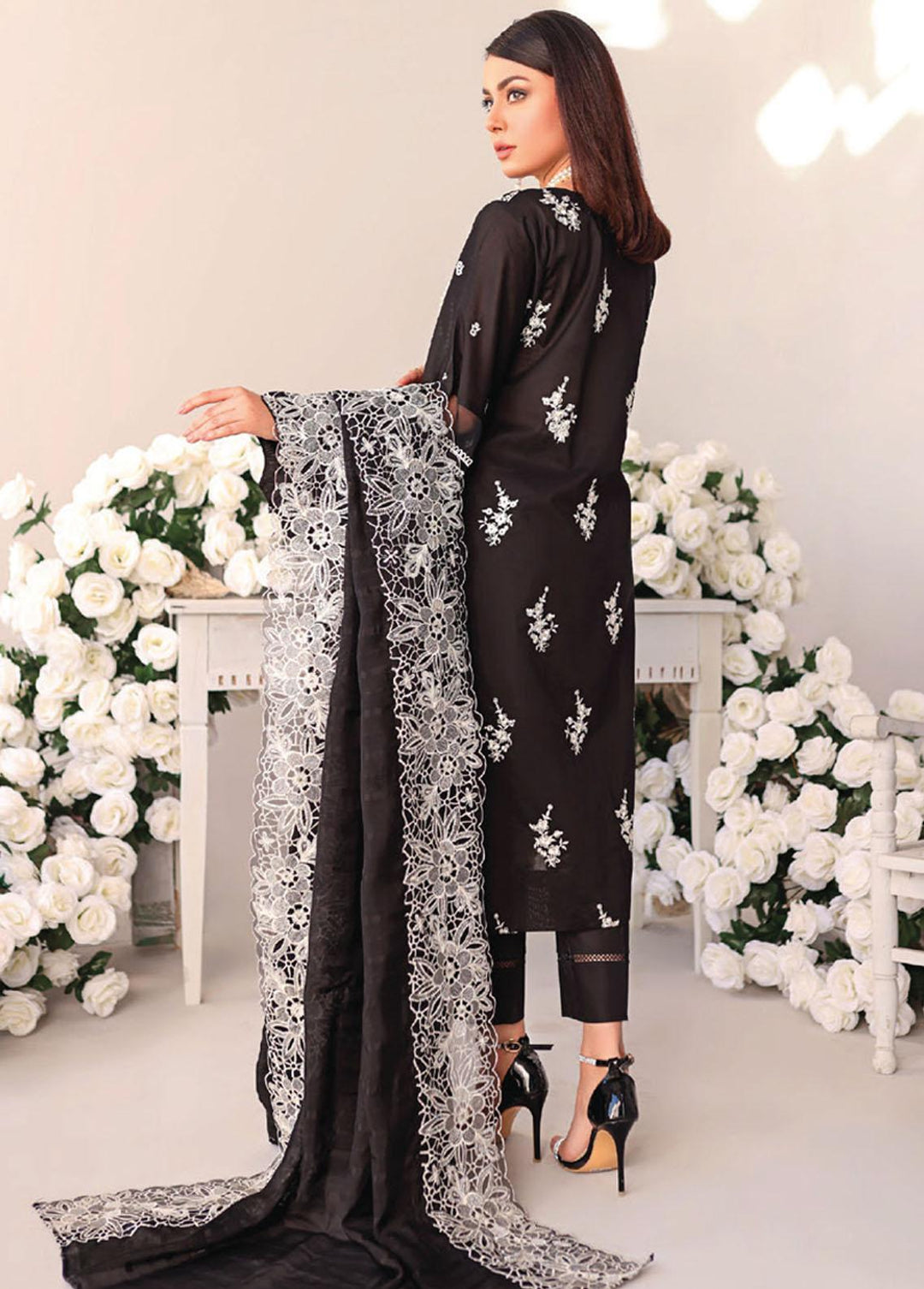 Baharaan By Humdum Embroidered Lawn Suits Unstitched 3 Piece HD23B 03 - Summer Collection