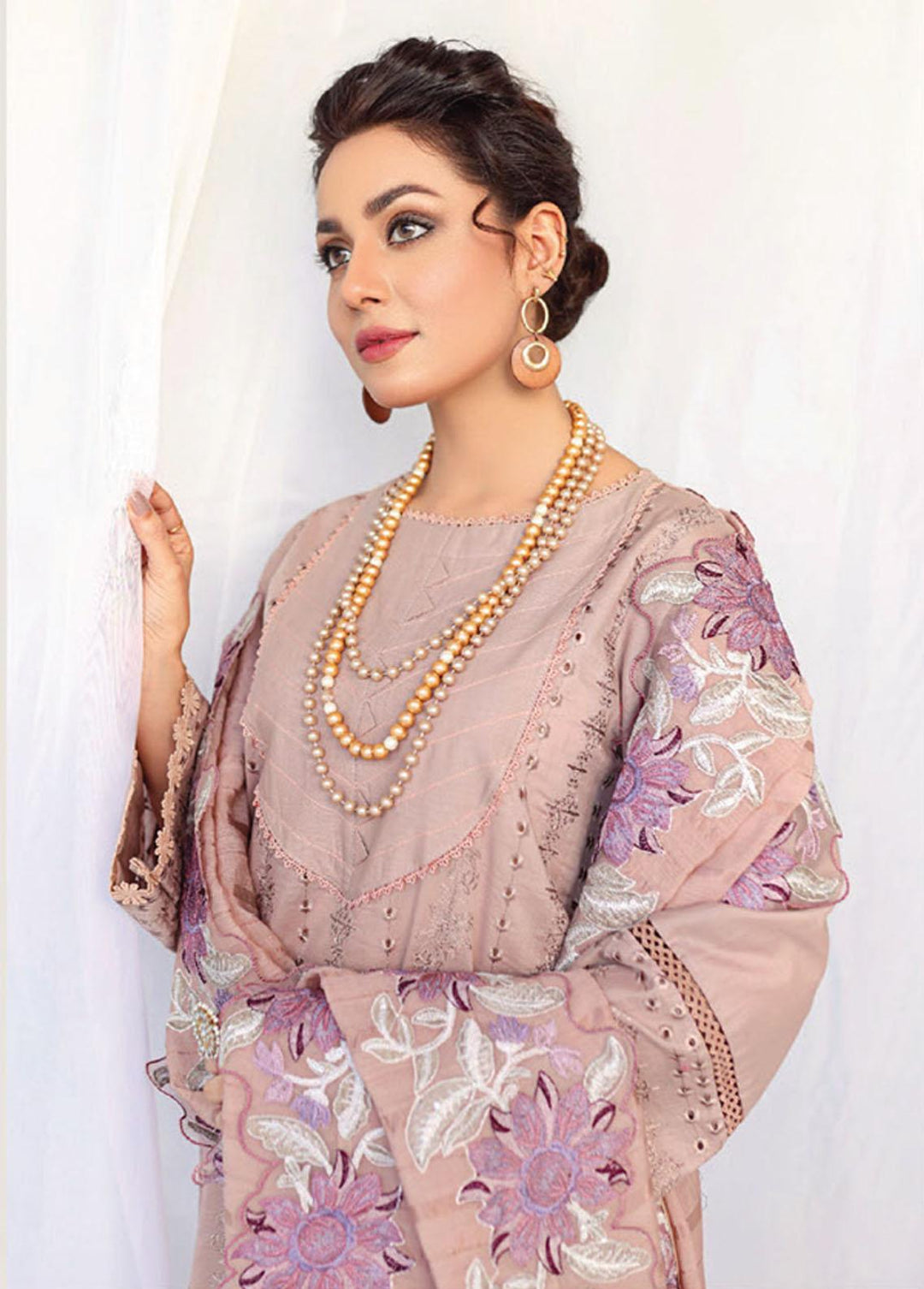 Baharaan By Humdum Embroidered Lawn Suits Unstitched 3 Piece HD23B 09 - Summer Collection