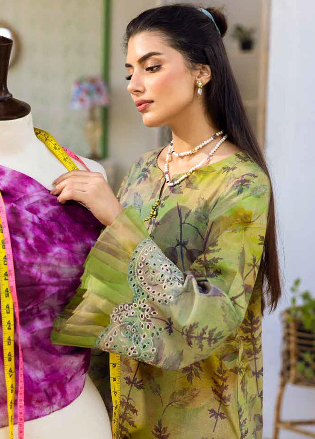 Ballerina By Nureh Embroidered Chikankari Khaddar Suits Unstitched 2 Piece NU23BKC NU2-123 - Winter Collection