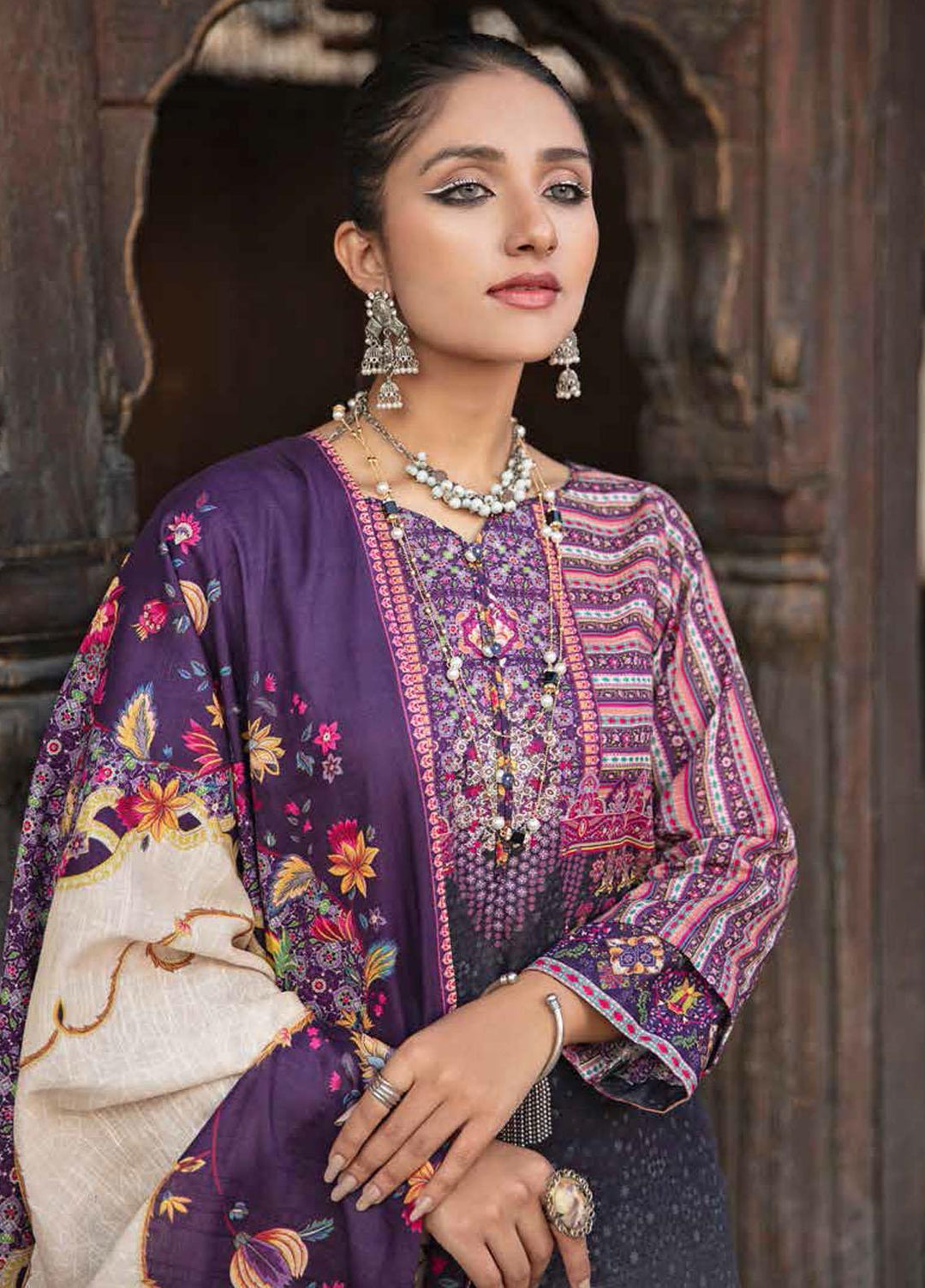 Banafsheh Digital Printed Khaddar Suits Unstitched 3 Piece BF21RK D-018 - Winter Collection