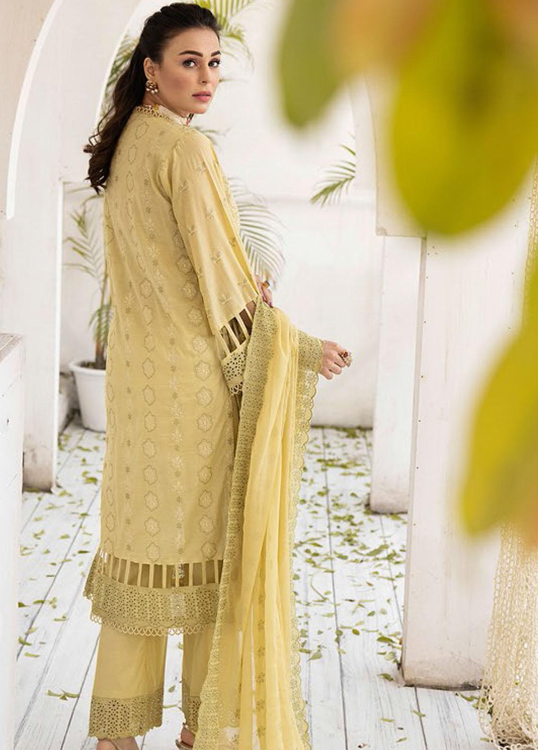 Bareeze By Aalaya Embroidered Lawn Suits Unstitched 3 Piece ALY23-B2 03 - Summer Collection