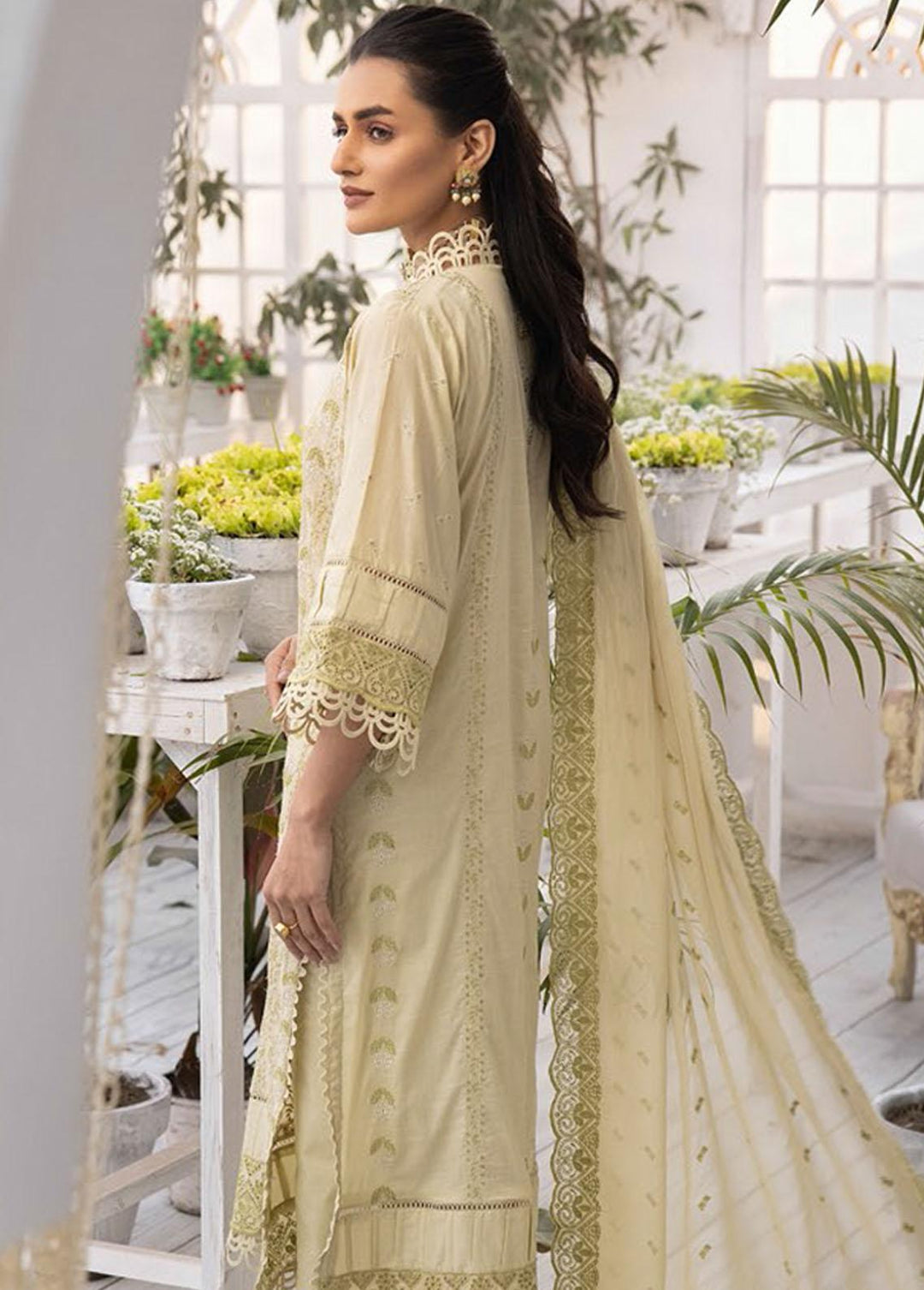 Bareeze By Aalaya Embroidered Lawn Suits Unstitched 3 Piece ALY23-B2 06 - Summer Collection