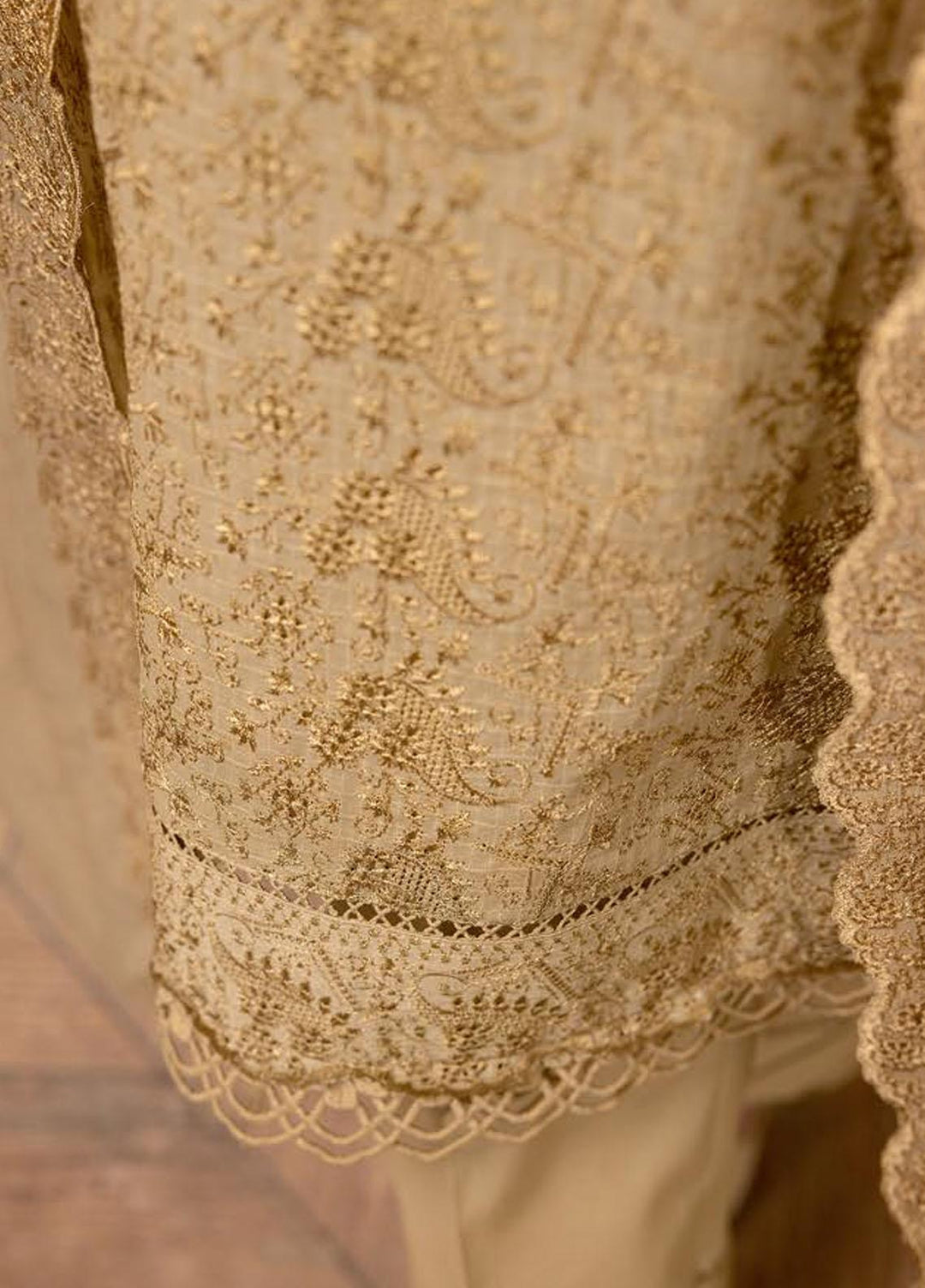 Bareeze By Aalaya Embroidered Lawn Suits Unstitched 3 Piece ALY23B-V3 D-9 - Luxury Summer Collection