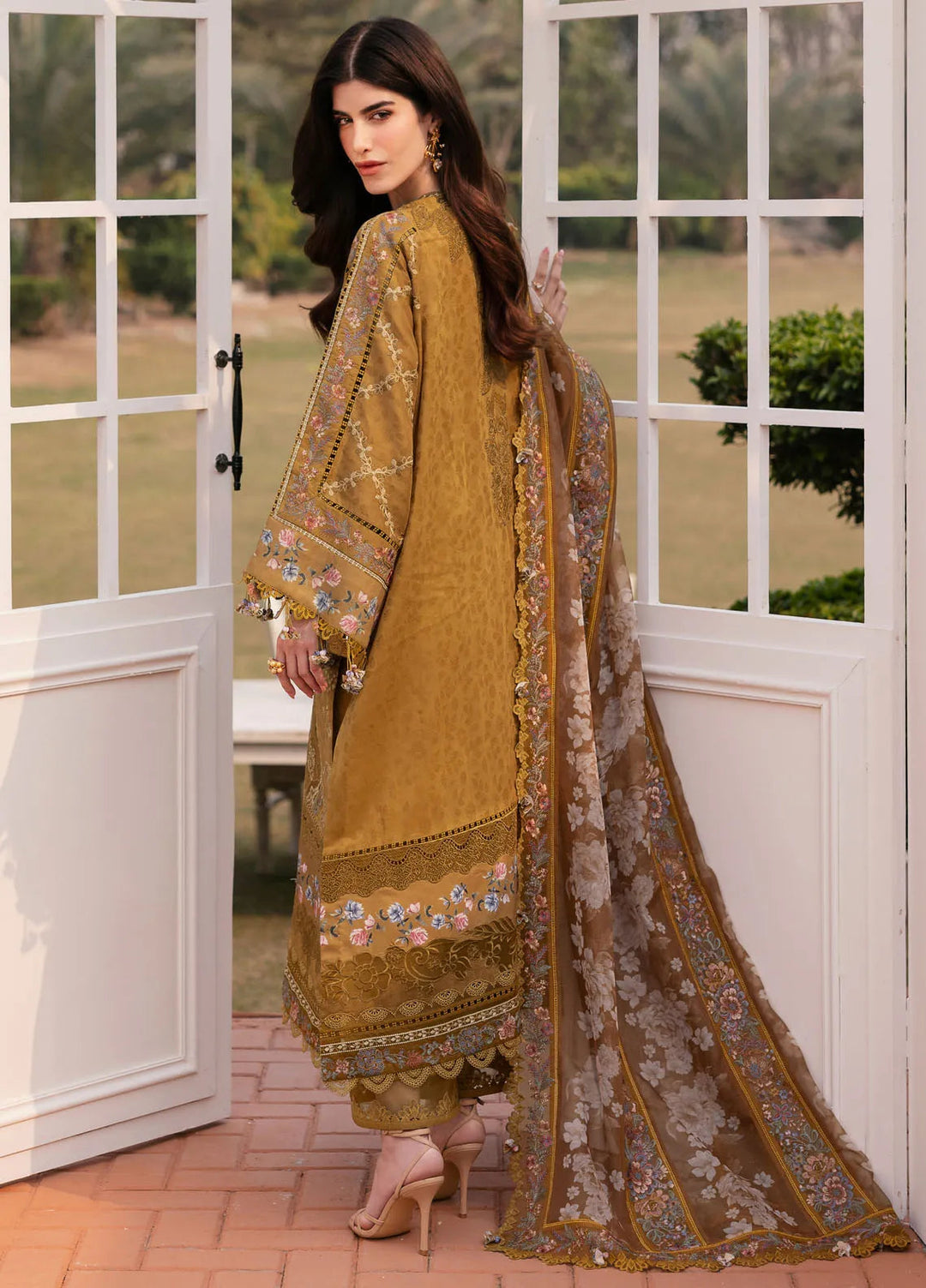 Baroque Embroidered Lawn Suits Unstitched 3 Piece BQ25EL D-03 - Summer Collection