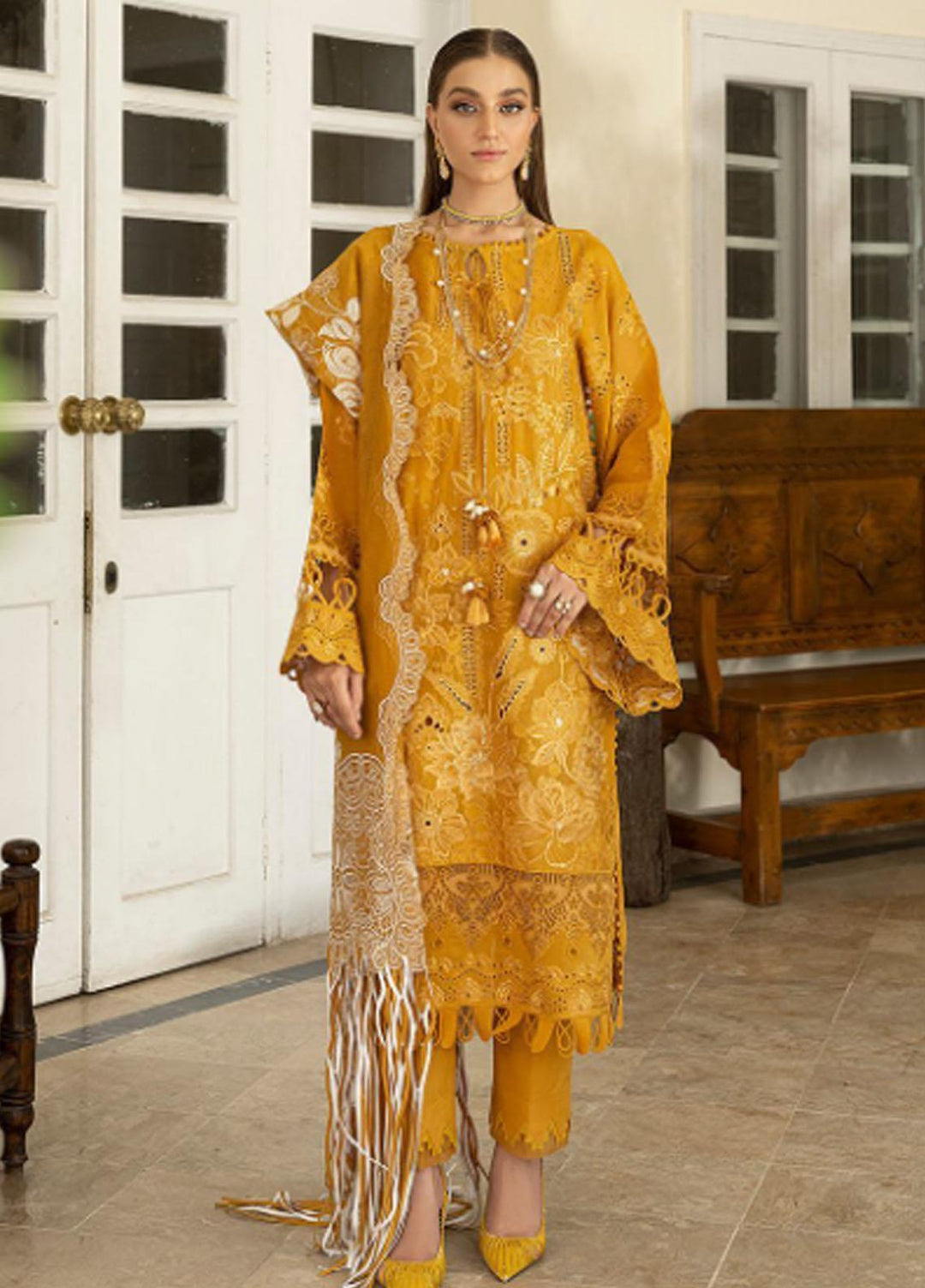 Baroque Embroidered Lawn Suits Unstitched 3 Piece BQ23ES BQU-SL11-D06 - Summer Collection