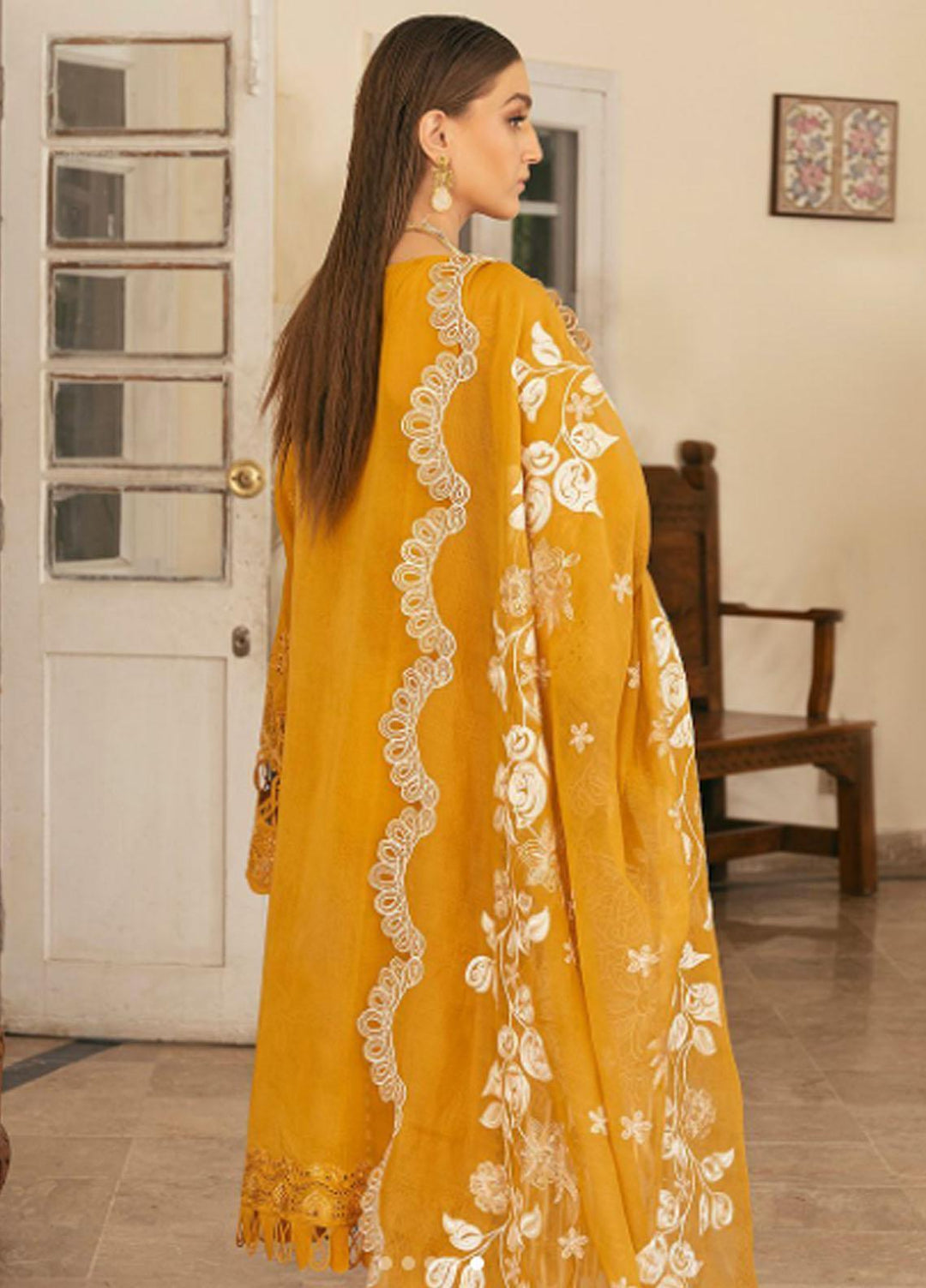 Baroque Embroidered Lawn Suits Unstitched 3 Piece BQ23ES BQU-SL11-D06 - Summer Collection