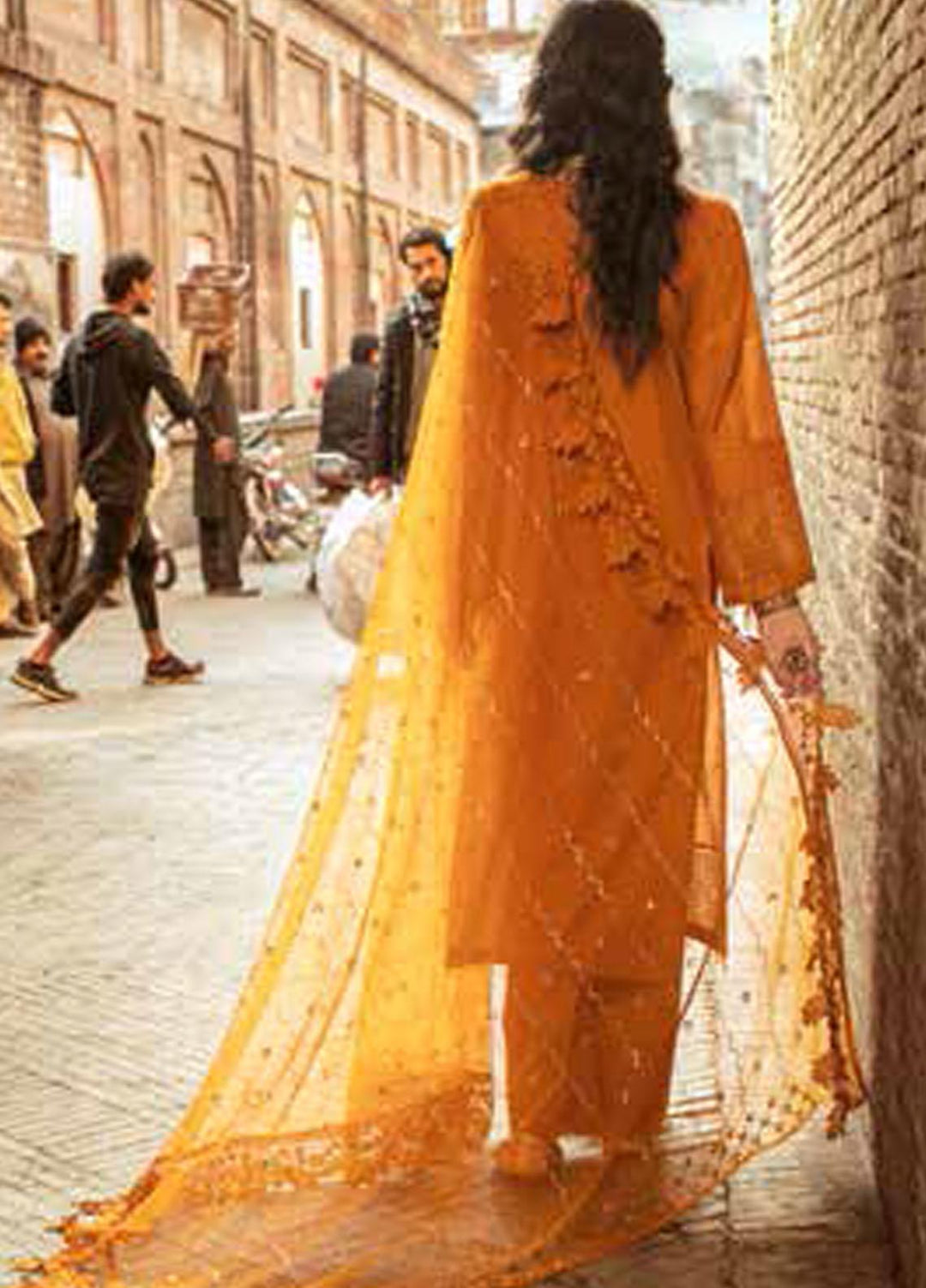 Bazaar By Nureh Embroidered Lawn Suits Unstitched 3 Piece NU22B NS-20 Titli - Summer Collection