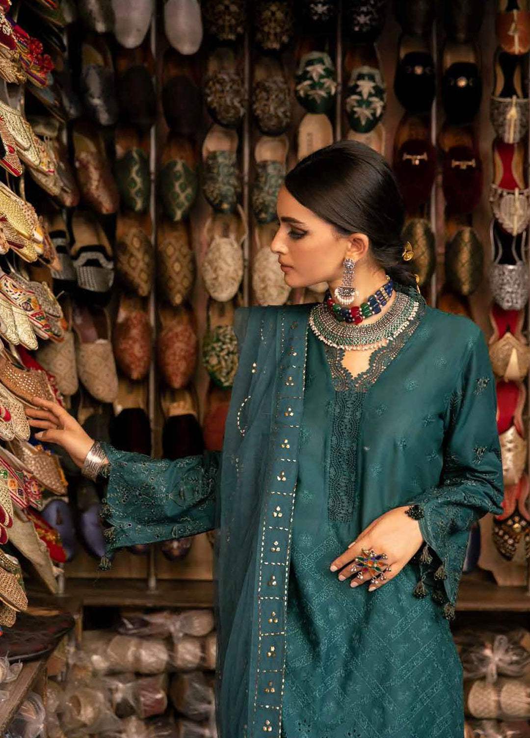 Bazaar By Nureh Embroidered Lawn Suits Unstitched 3 Piece NU22BF NS-50 - Festive Collection