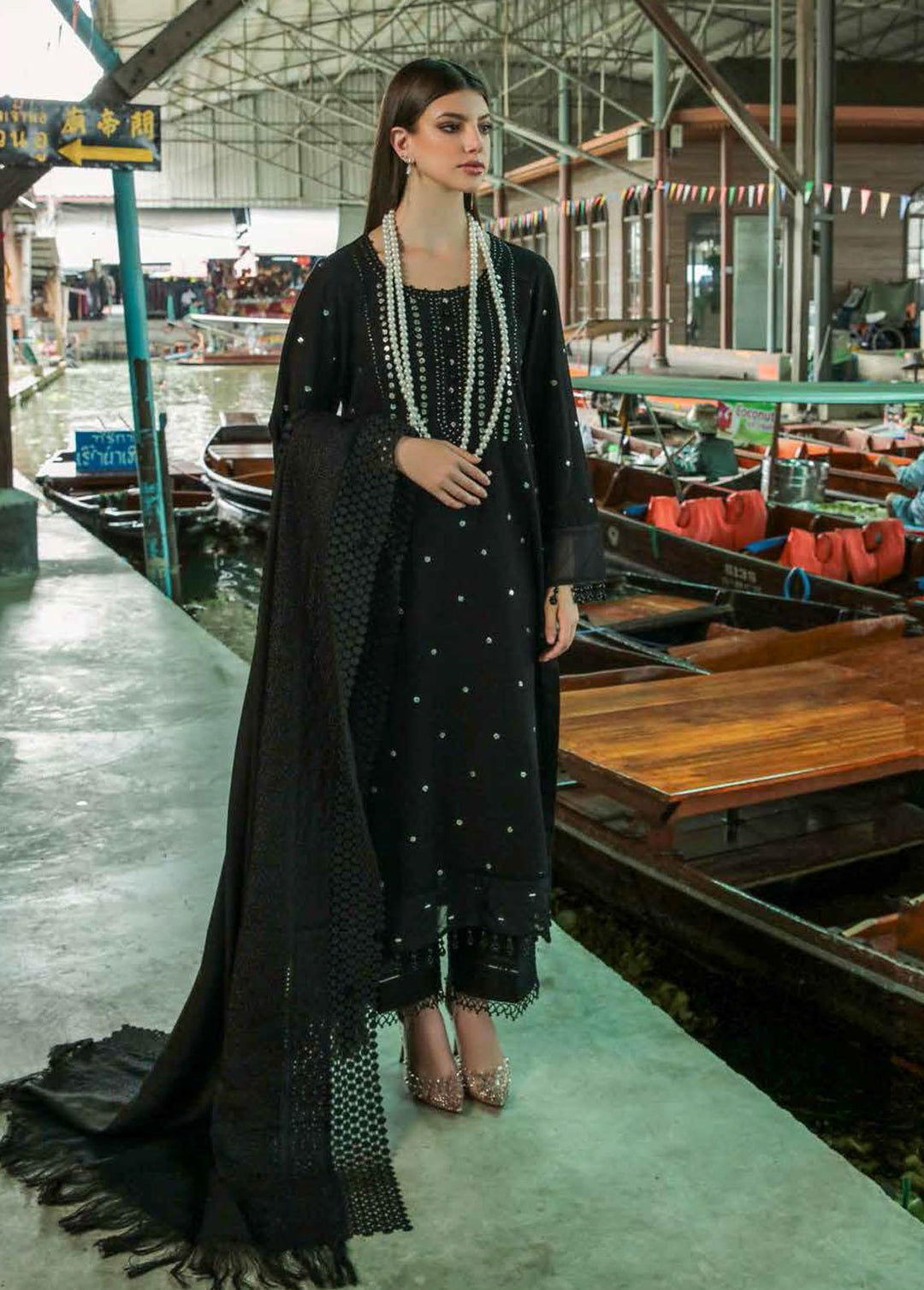 Bazaar By Nureh Embroidered Khaddar Suits Unstitched 3 Piece NU22BM NW-79 - Winter Collection