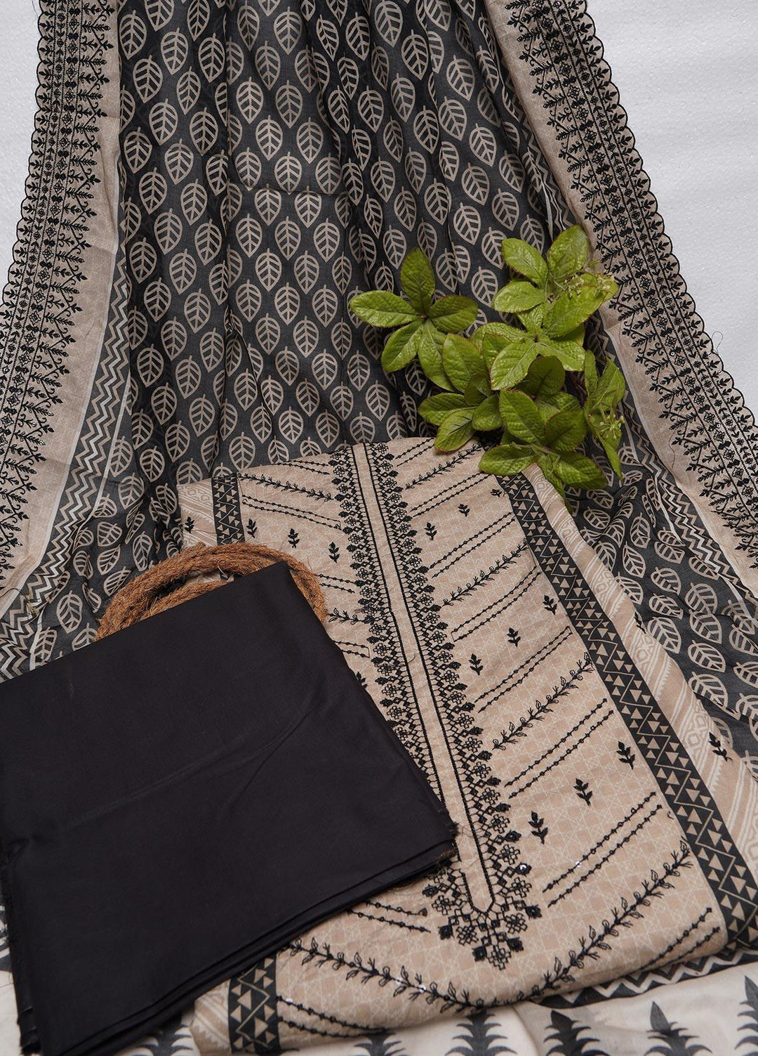 Bin Saeed Embroidered Lawn Suits Unstitched 3 Piece BS22E BS-128 - Summer Collection