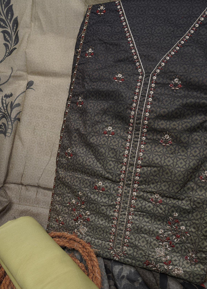 Bin Saeed Embroidered Lawn Suits Unstitched 3 Piece BS22E BS-163 - Summer Collection