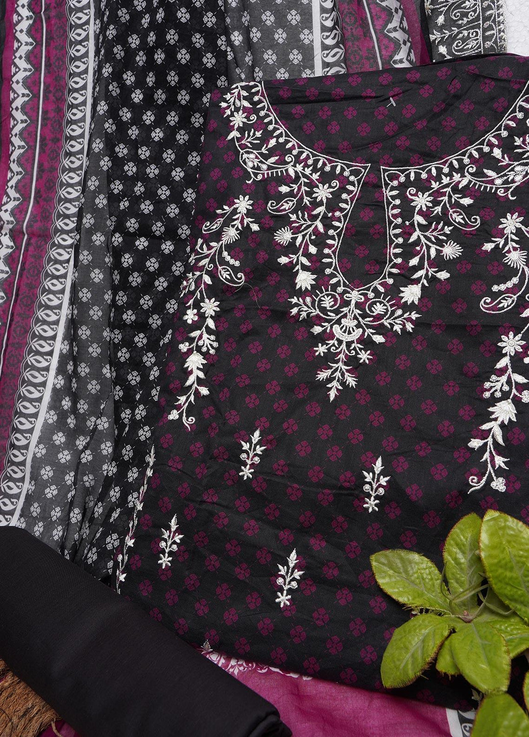 Bin Saeed Embroidered Lawn Suits Unstitched 3 Piece BS22E BS-169 - Summer Collection