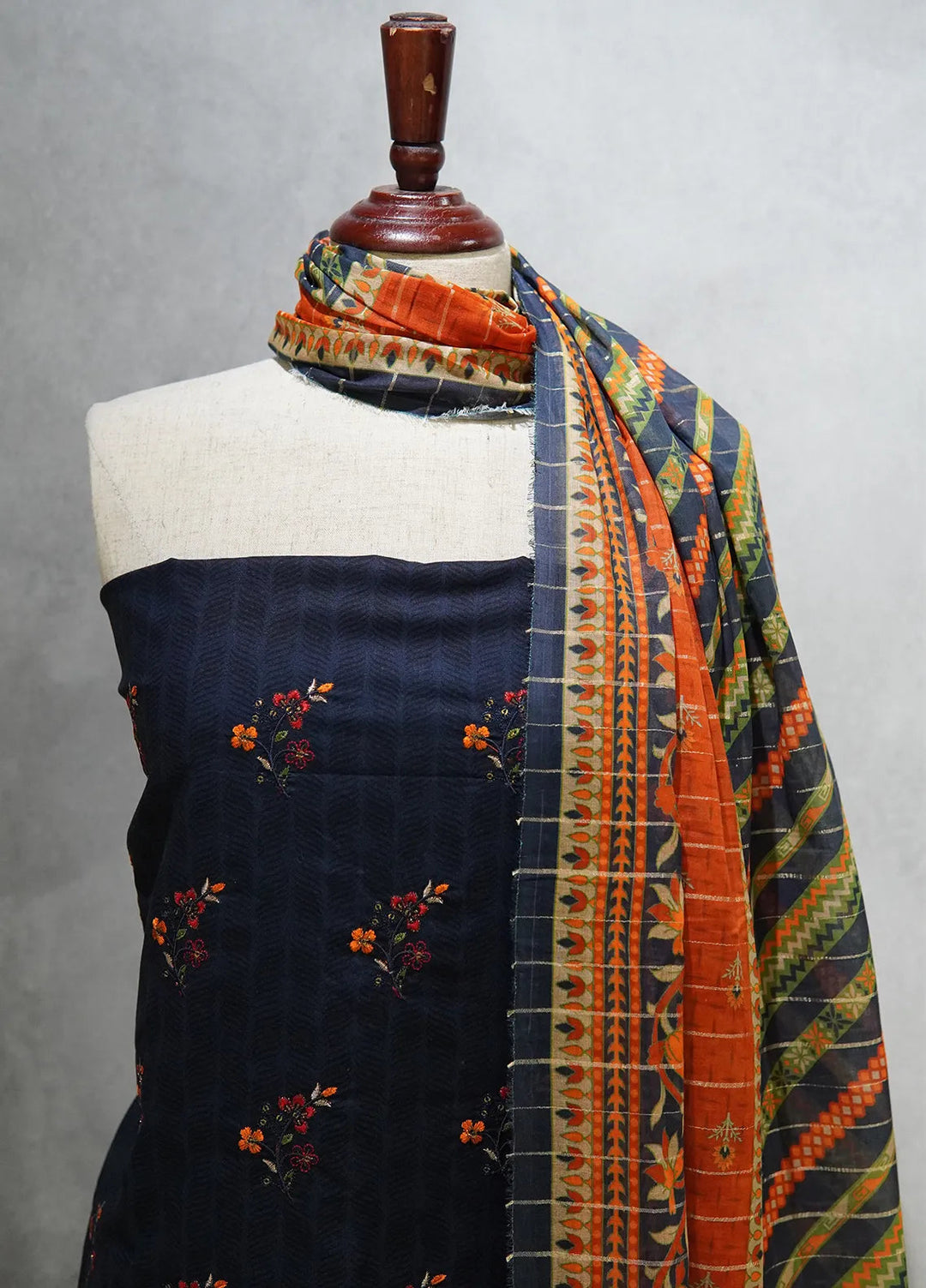 Bin Saeed Embroidered Lawn Suit Unstitched 3 Piece Suit BS24E D-80 - Summer Collection