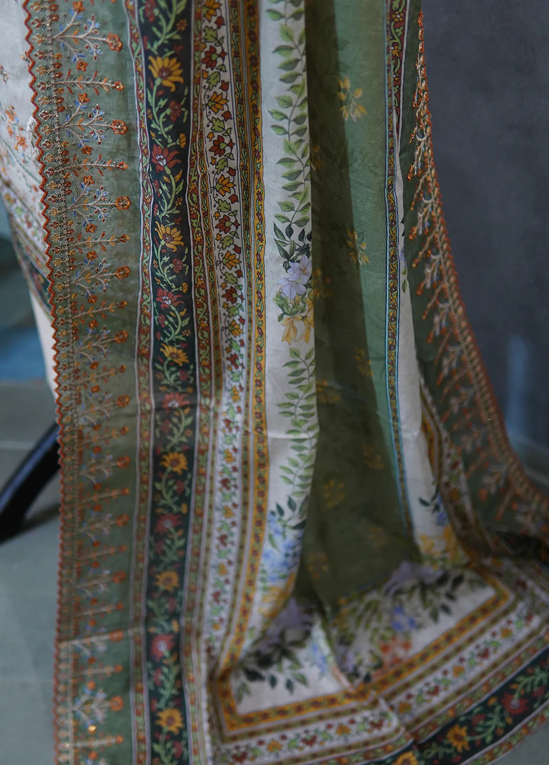 Bin Saeed Embroidered Suit Unstitched 3 Piece D-05 - Fall Collection