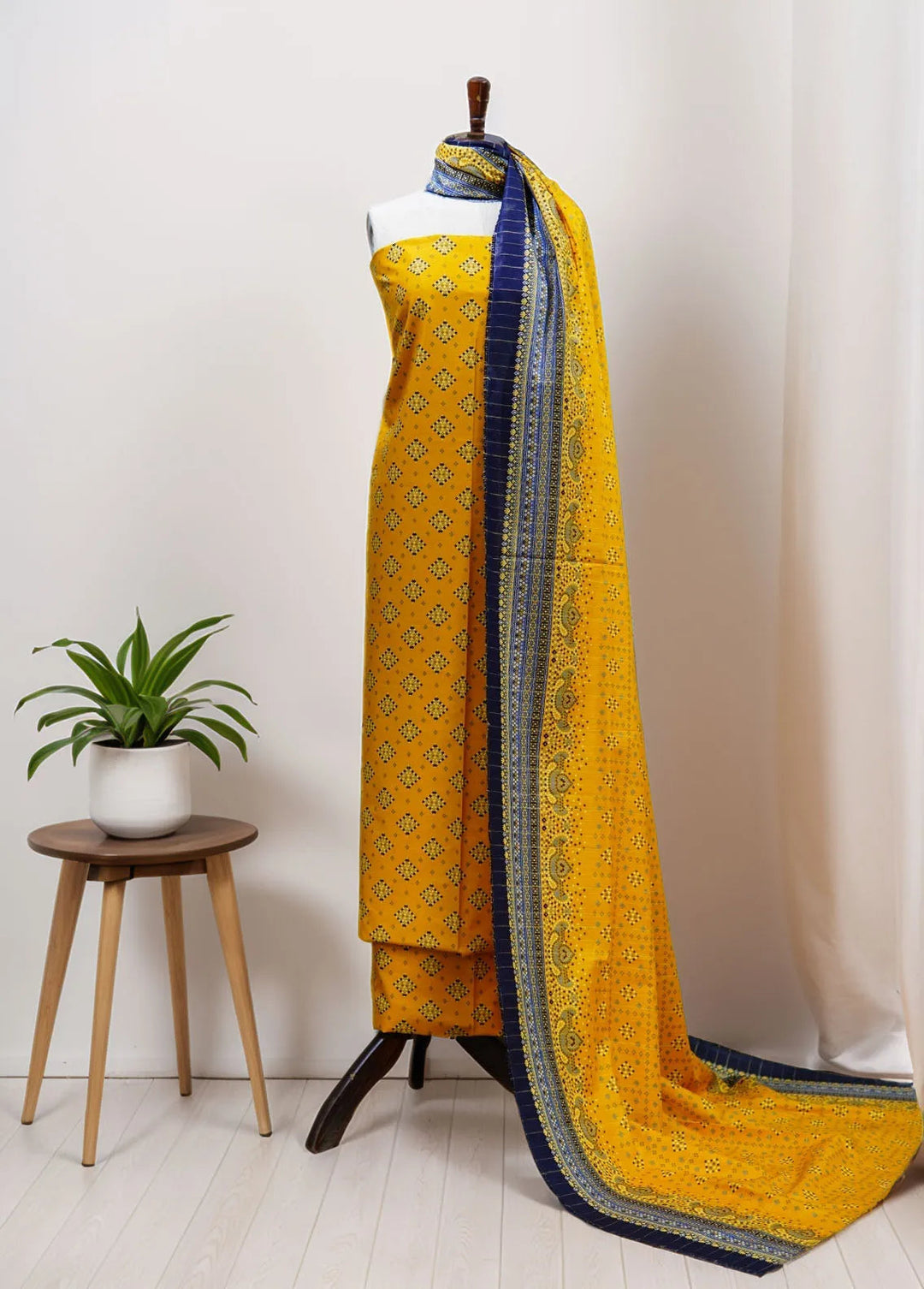 Bin Saeed Khaddar Suits Unstitched 3 Piece BN24UK D-7 - Fall Collection