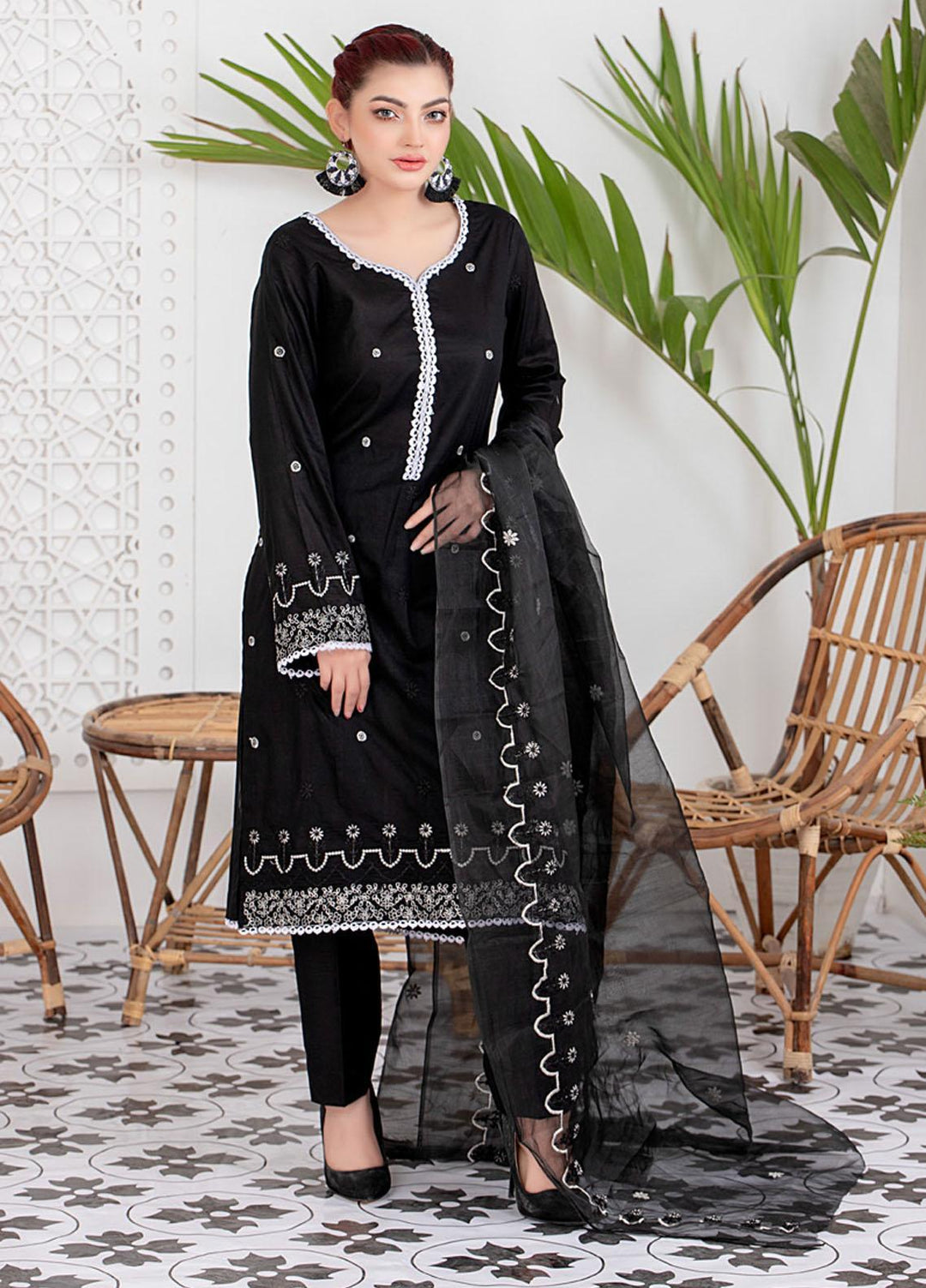Black & White By ZS Textiles Embroidered Lawn Suits Unstitched 3 Piece ZS21BW-2 02 - Black & White Collection