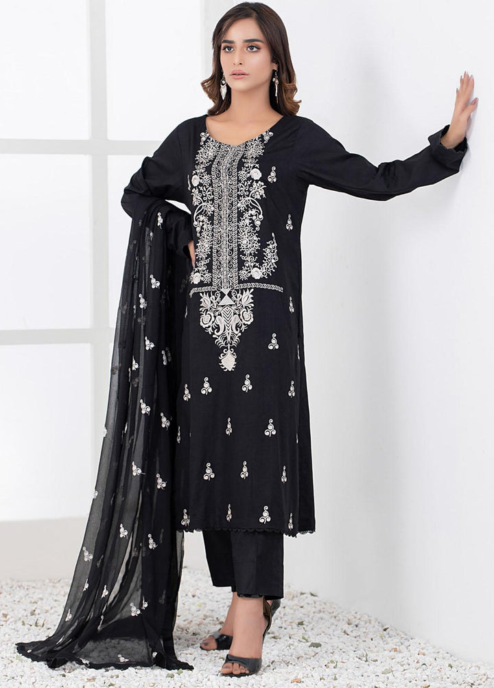 Black & White By ZS Textiles Embroidered Lawn Suits Unstitched 3 Piece ZS21BW-2 05 - Black & White Collection