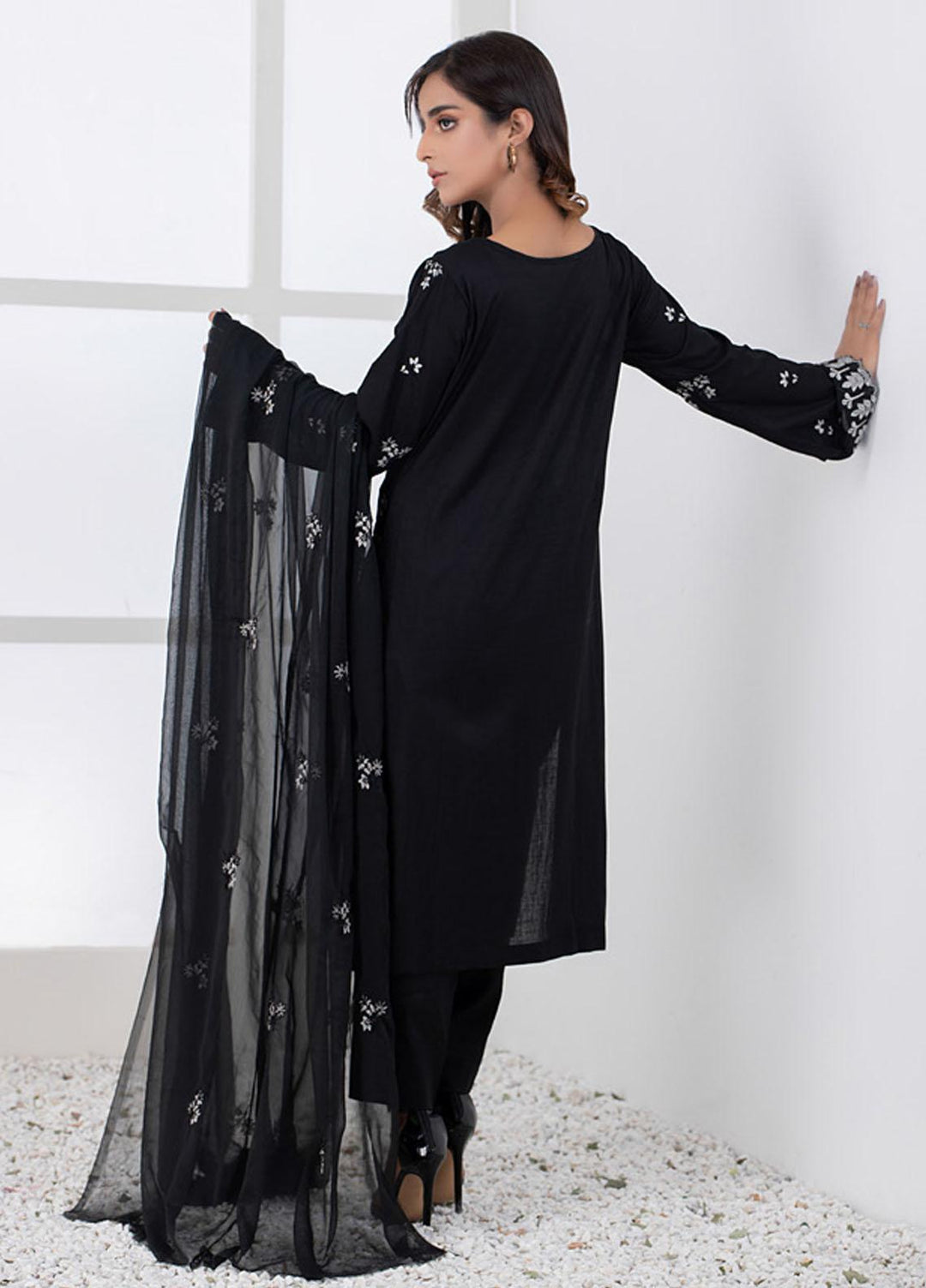 Black & White By ZS Textiles Embroidered Lawn Suits Unstitched 3 Piece ZS21BW-2 06 - Black & White Collection
