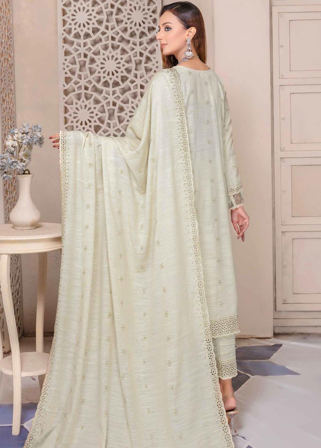 Breeze By Aalaya Embroidered Slub Suits Unstitched 3 Piece ALY22BS DE-05 - Winter Collection