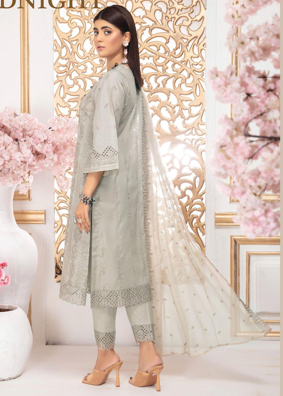 Breeze By Aalaya Embroidered Lawn Suits Unstitched 3 Piece ALY22B 03 Midnight - Premium Collection