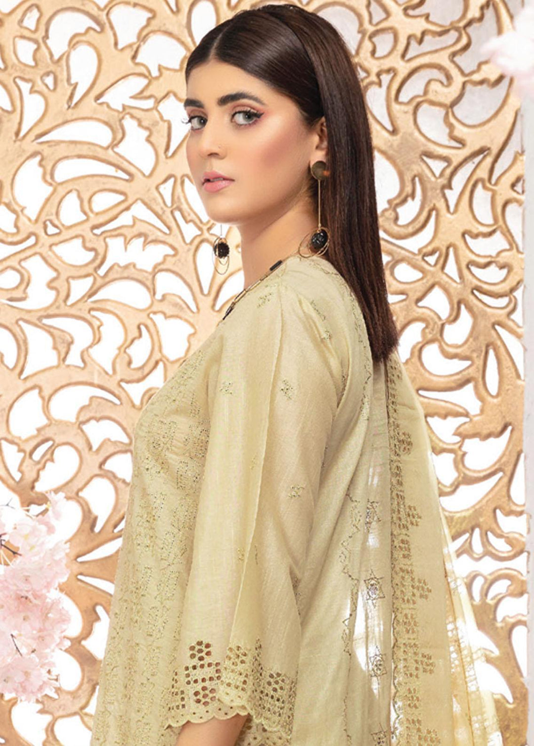 Breeze By Aalaya Embroidered Lawn Suits Unstitched 3 Piece ALY22B 06 Saville - Premium Collection