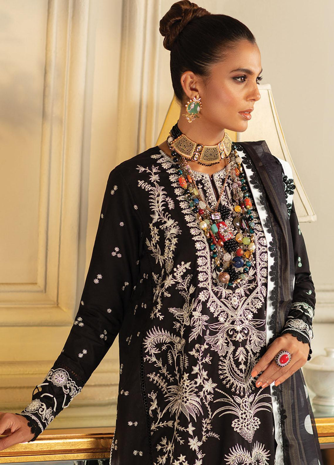 Carnation By Raaya Embroidered Lawn Suits Unstitched 3 Piece RY22C 07 Ebony & Ivory - Luxury Collection